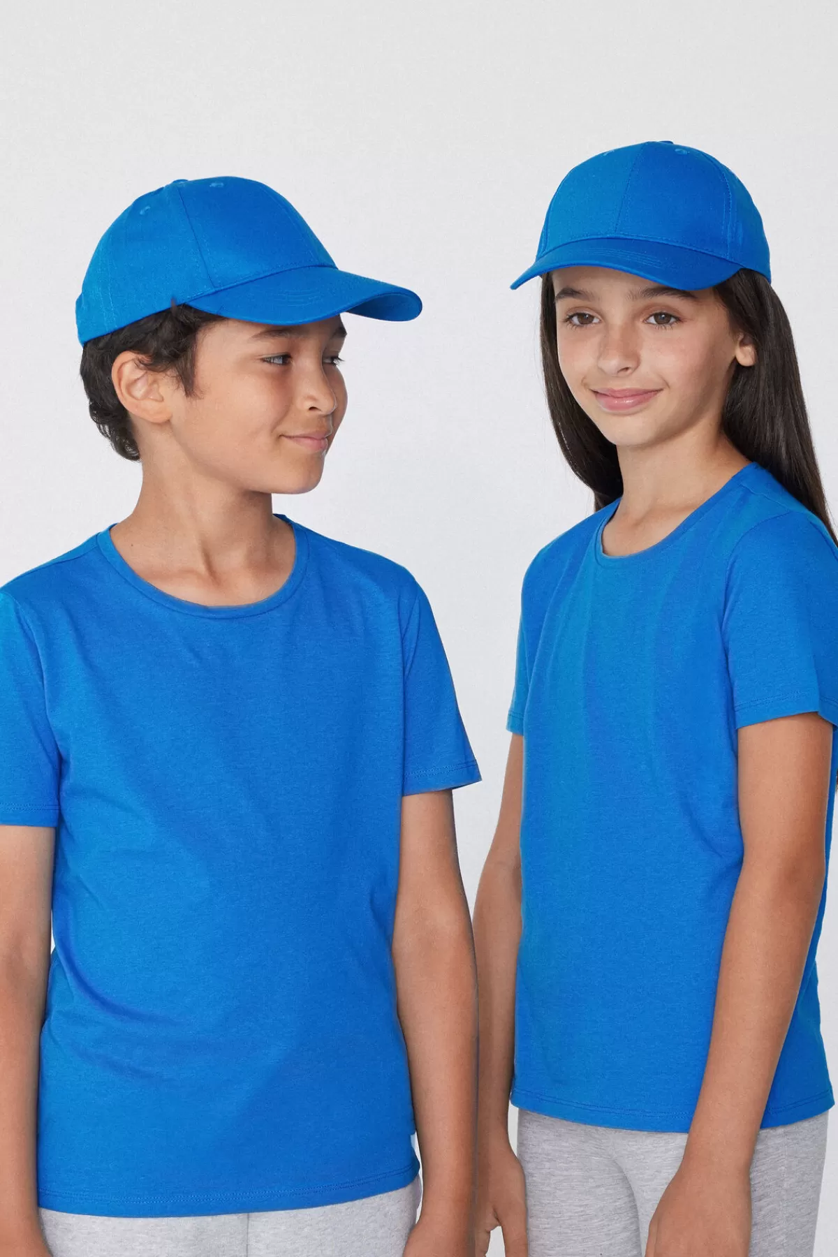 Unisex Cappellino con Visiera Comodo per Bambini - Design Stilizzato Tezenis