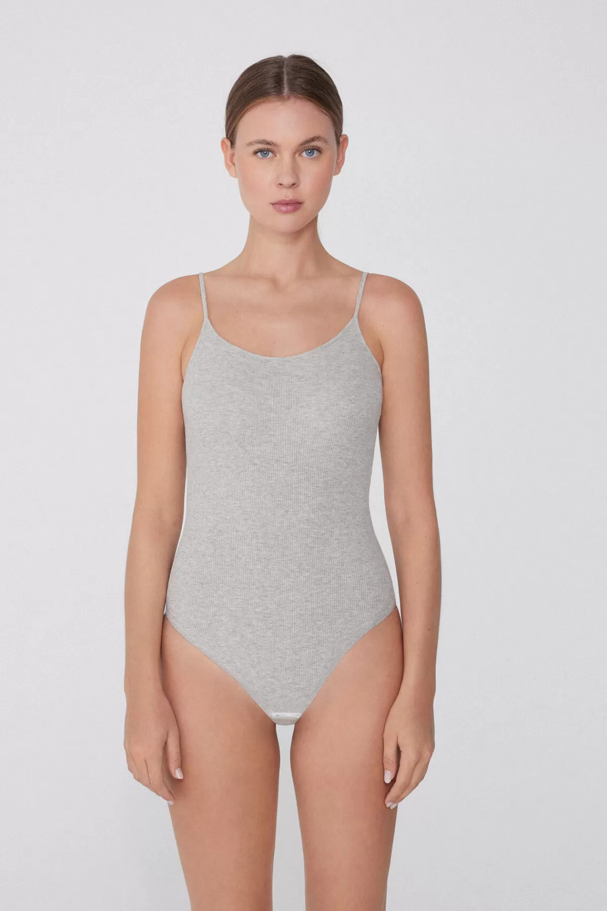 Intimo Tezenis per Donna: Body Comodo in Puro Cotone con Spalline Regolabili e Dettaglio a Coste