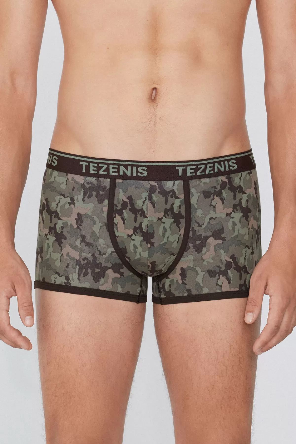 Boxer Uomo Tezenis in Puro Cotone - Fantasia Moderna con Finitura Contrastata e Dettagli Logo 

（：，。，