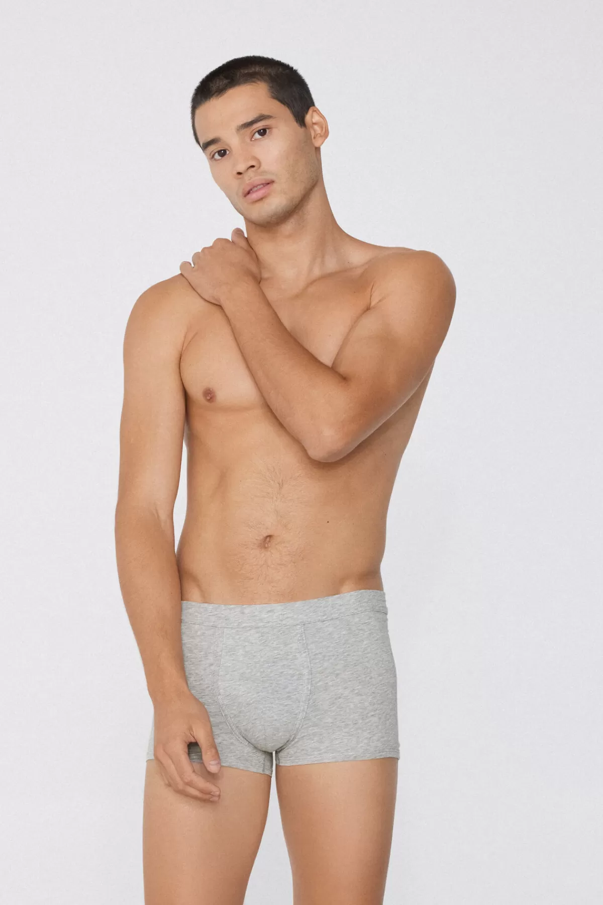 Tezenis Slip Boxer Uomo - Fibra Ultra-Leggera con Tocco Setoso

Realizzati in morbido cotone premium per massima traspirabilità, gli slip da uomo Tezenis offrono adattabilità perfetta e comfort quotidiano. Tessuto a nido d'ape per freschezza prolungata, elasticità ottimale senza costrizioni.
