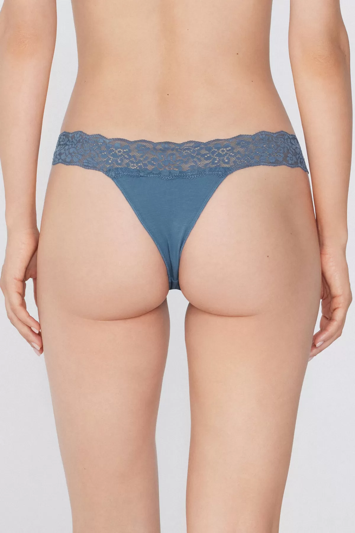 Intimo Femminile Brasiliana di Tezenis - Cotone Rigenerato e Pizzo con Stile Sostenibile