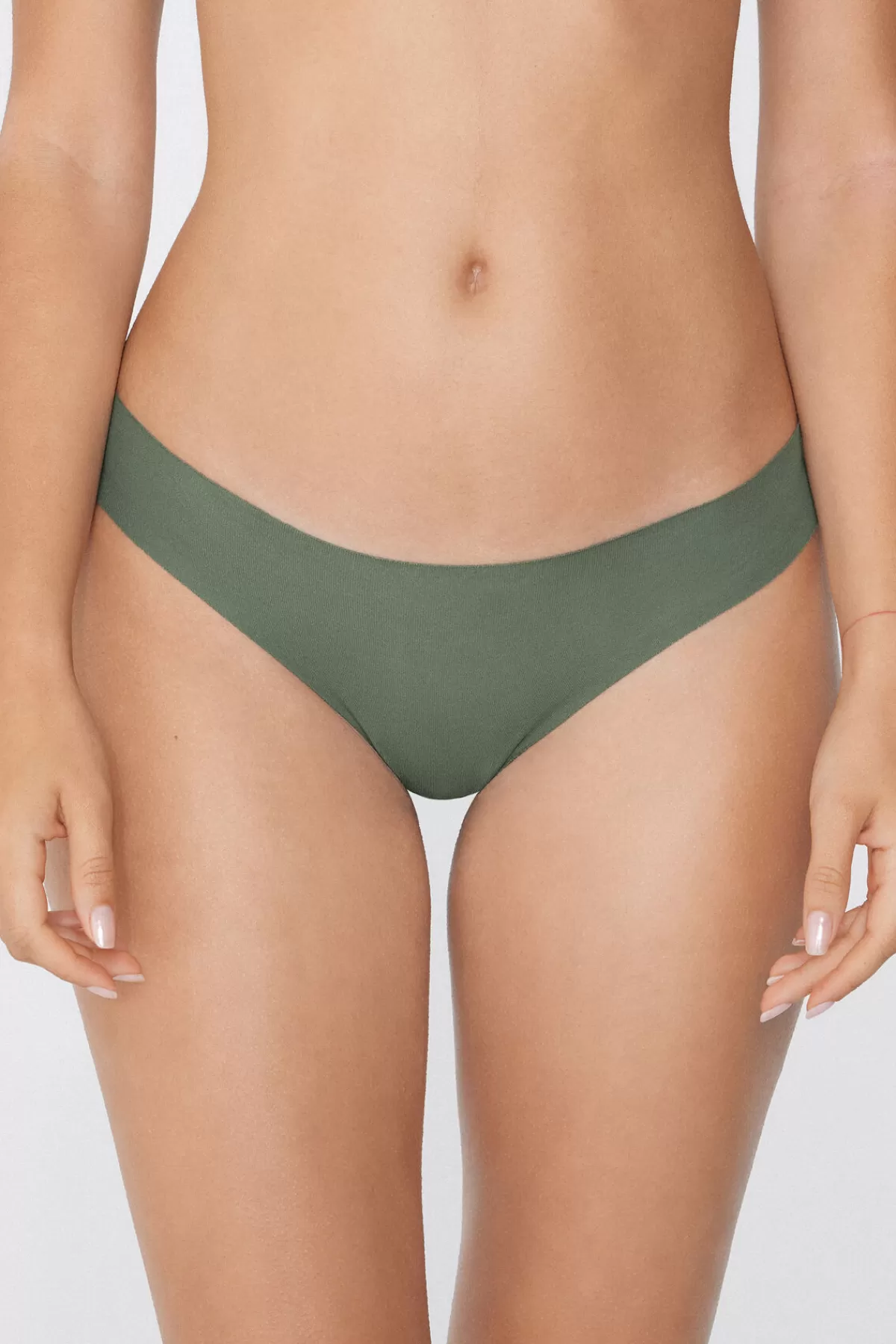 Intimo Brasiliana Donna: Design Moderno in Puro Cotone con Rifiniture in Pizzo Rigenerato - Confortevole ed Elegante
