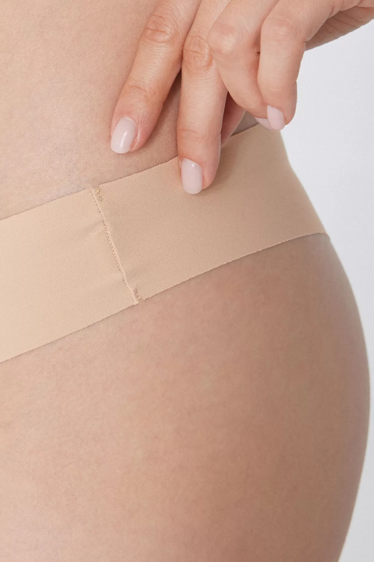 Tezenis Intimo Donna con Tocco Brasiliano: Microfibra Rigenerata e Taglio Anatomico Premium