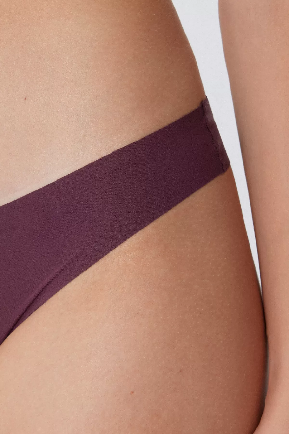 Intimo Femminile Tezenis con Design Avvolgente - Microfibra Rigenerata per Massimo Conforto, Ispirazione Brasiliana