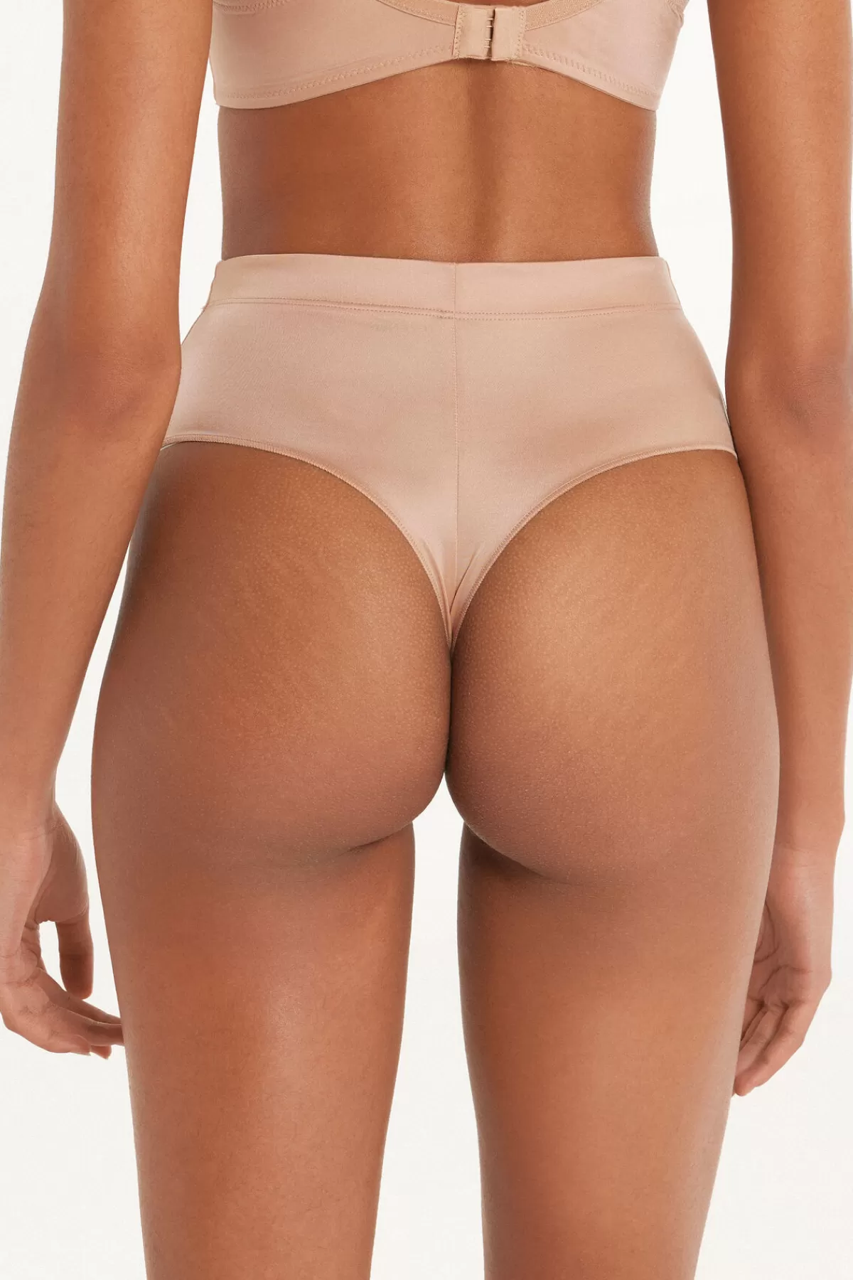 Intimo Modellante Ultraleggero Tezenis Donna - Reggicalza Alto con Design Brasiliano 

（，。