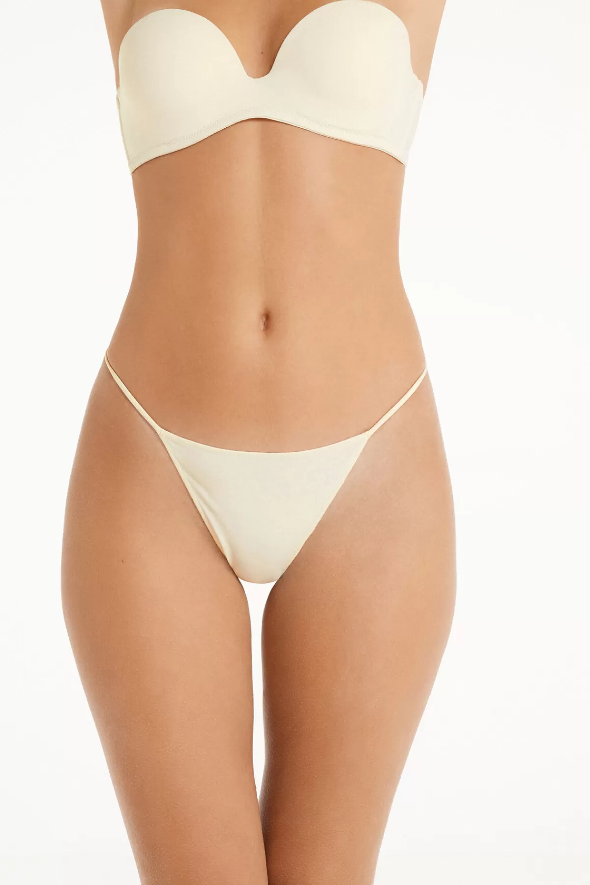 Intimo Femminile Brasiliano a Slip con Linea Sottile - Microfibra Rigenerata Tezenis Collection