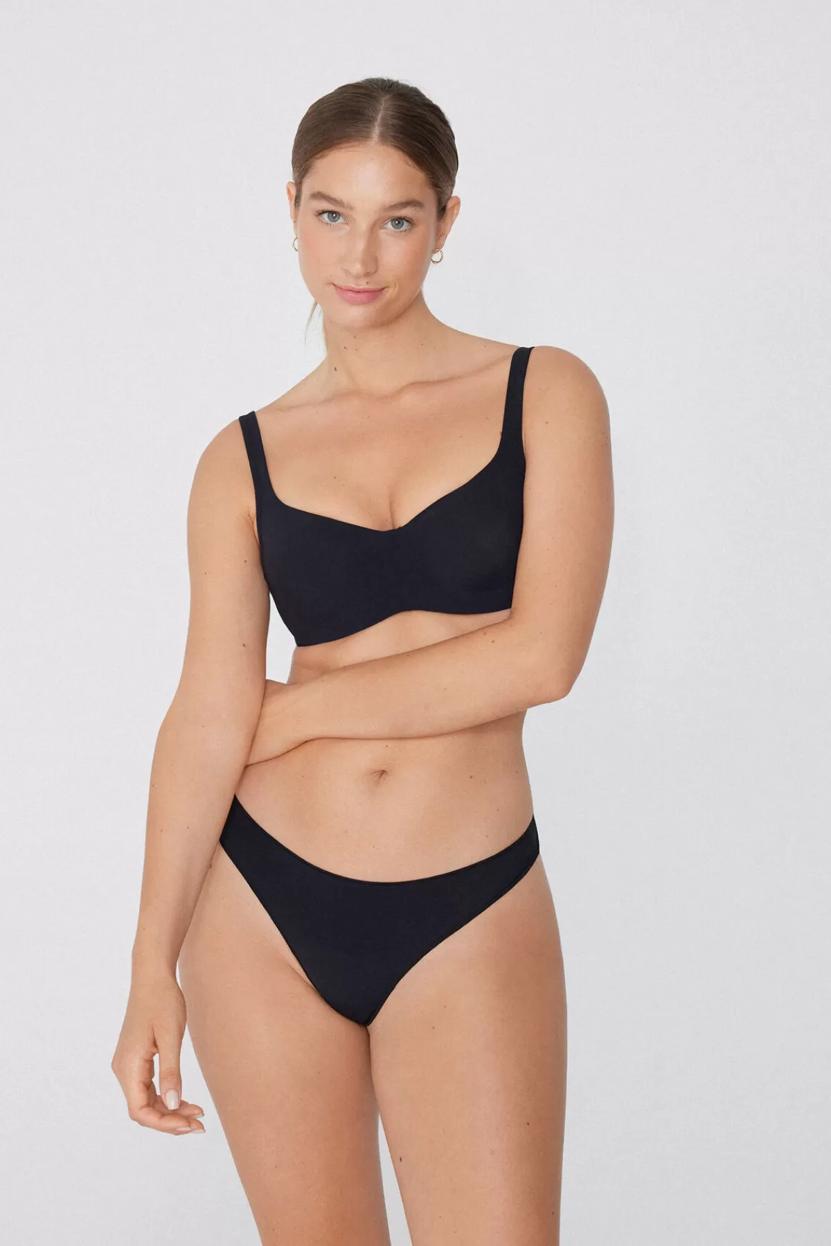 Intimo Femminile Confortevole Stile Brasiliano - Realizzato in Fibra Rigenerata da Tezenis