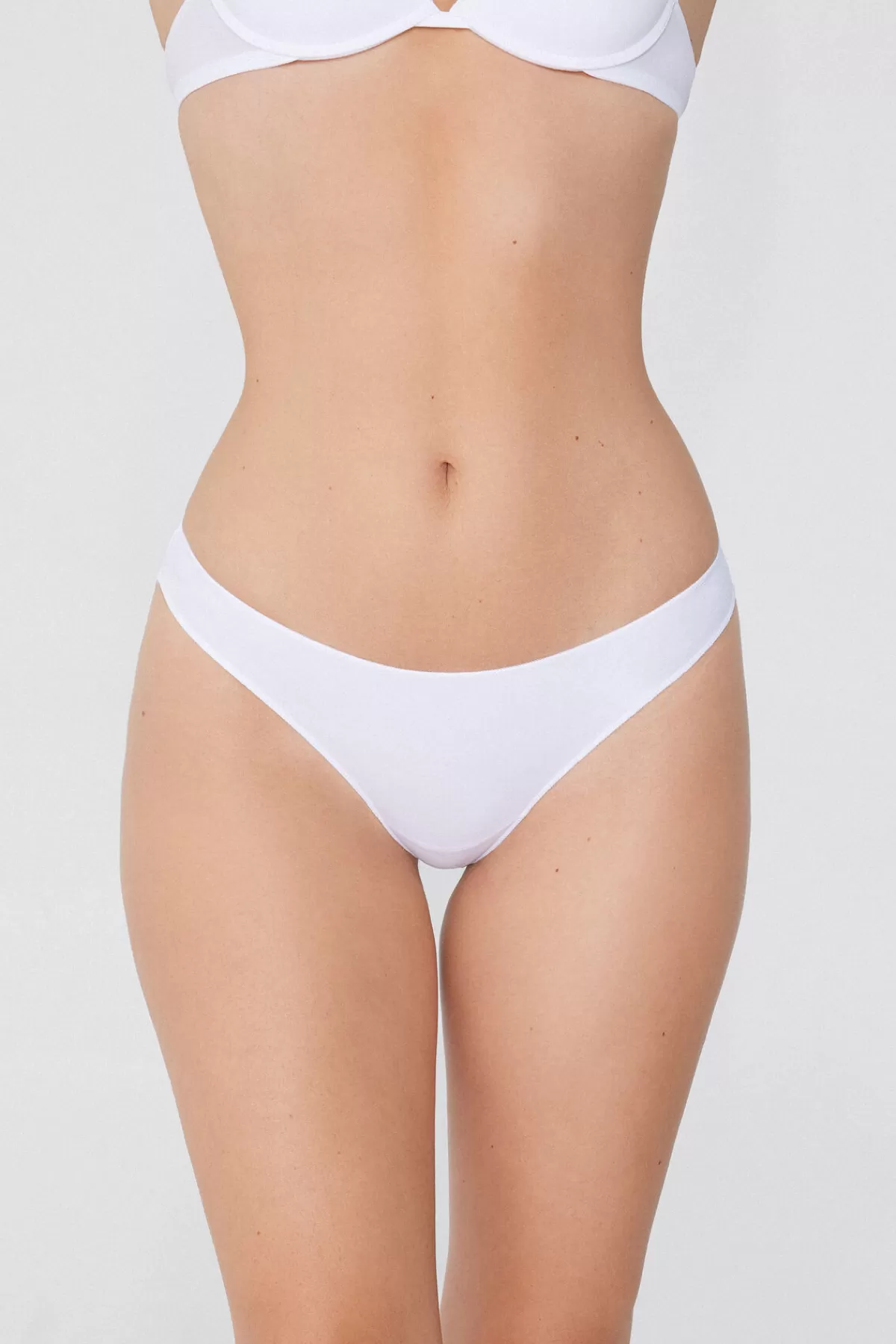 Intimo Femminile Confortevole con Design Ecologico Brasiliano by Tezenis - Realizzato in Tessuto Sostenibile Rigenerato