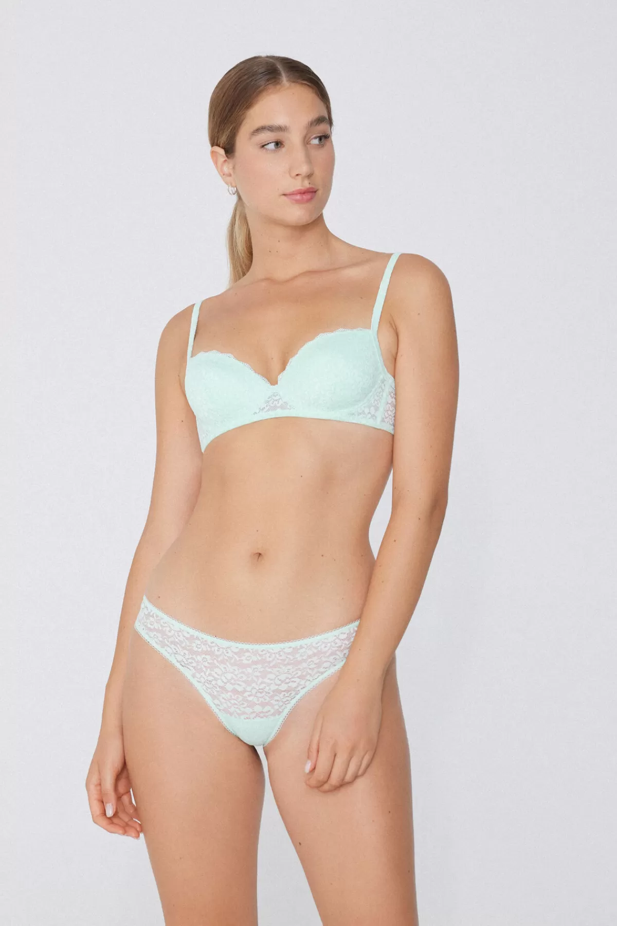 Pizzo Brasiliana Eco-Chic - Reggiseno Tezenis in Ricamo Rigenerato per Donna