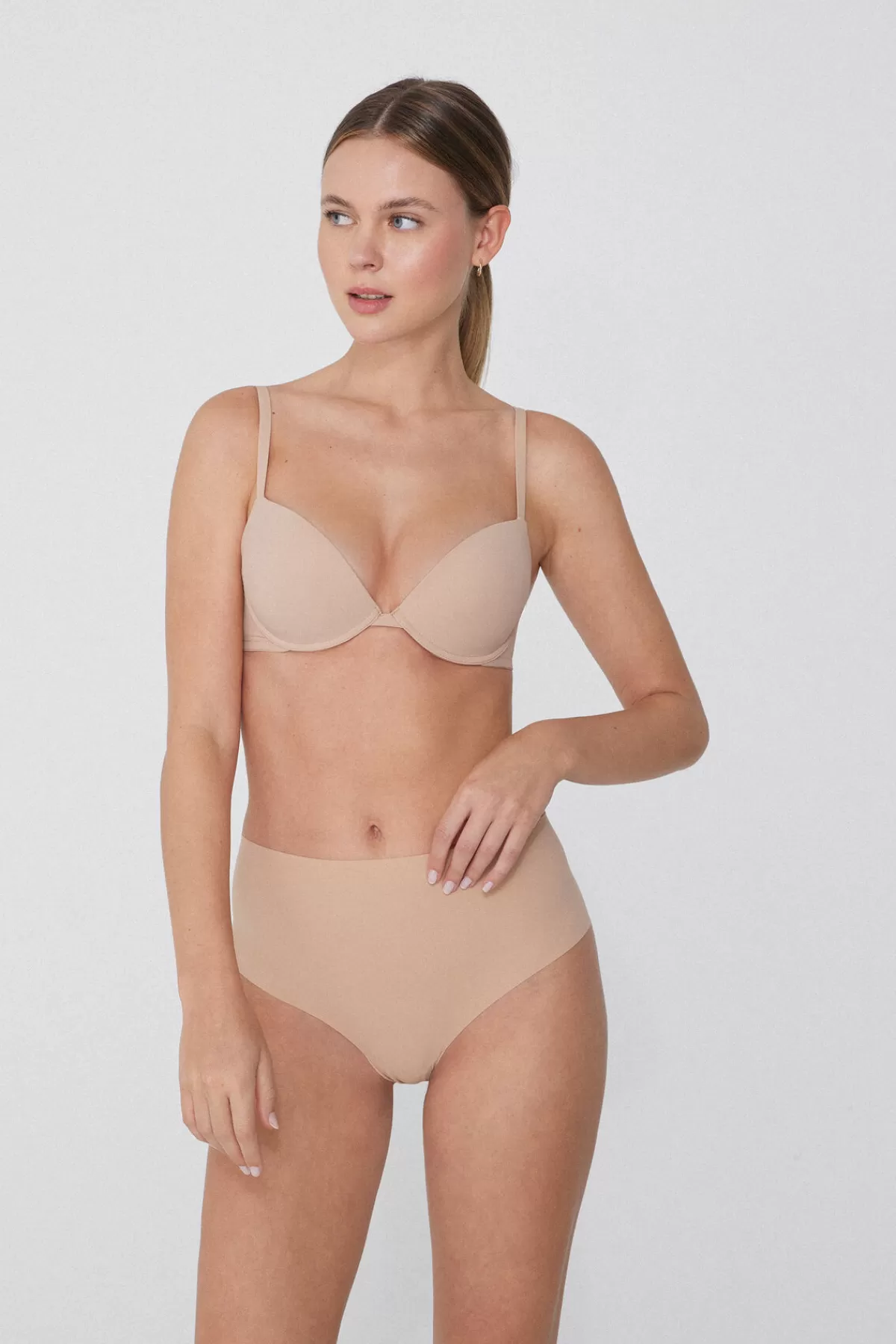 Tezenis Brasiliano Donna: Slip in Microfibra Riciclata con Taglio Vivo e Vita Alta Comoda