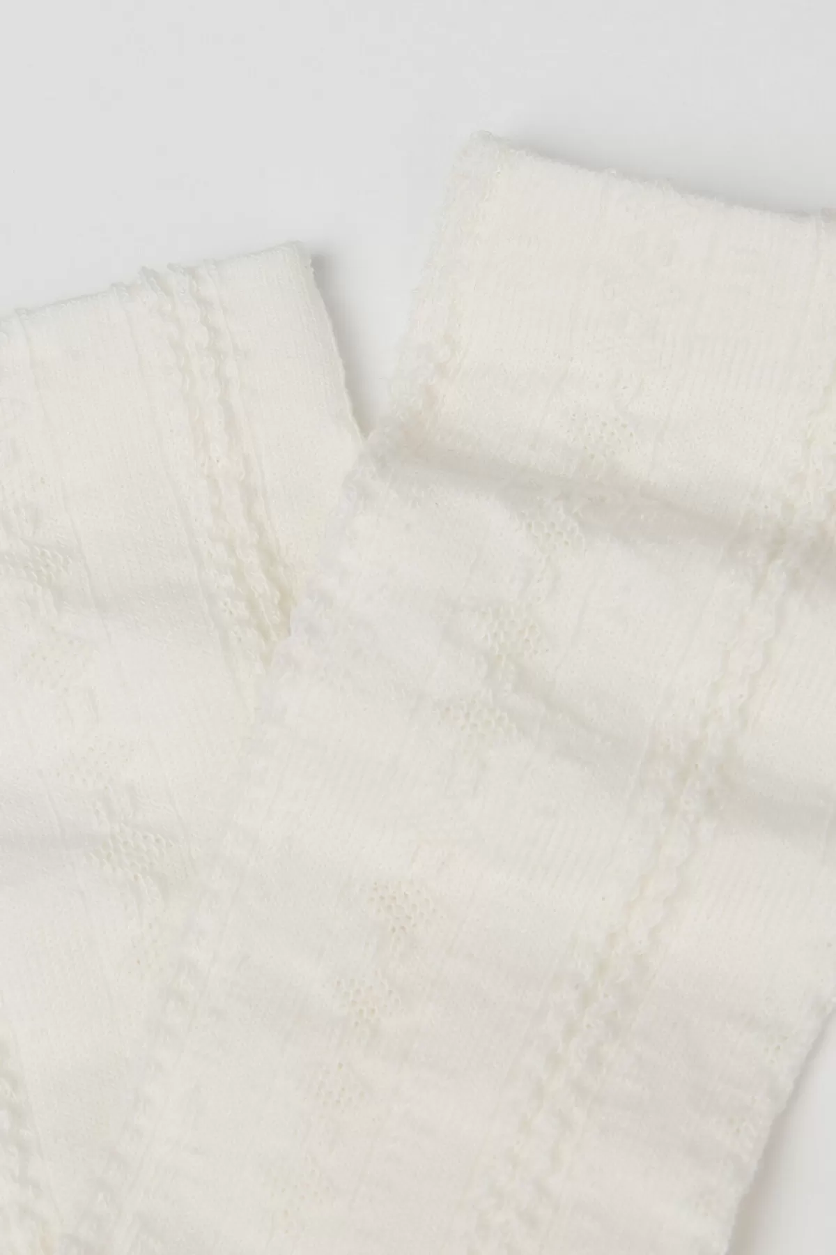 Calze Lunghe Tezenis Donna con Fantasia Elegante - Cotone Morbido per Bambine

：

Tezenis Donna Calze Alte Bambina - Fantasia Artistica in Fibra di Cotone