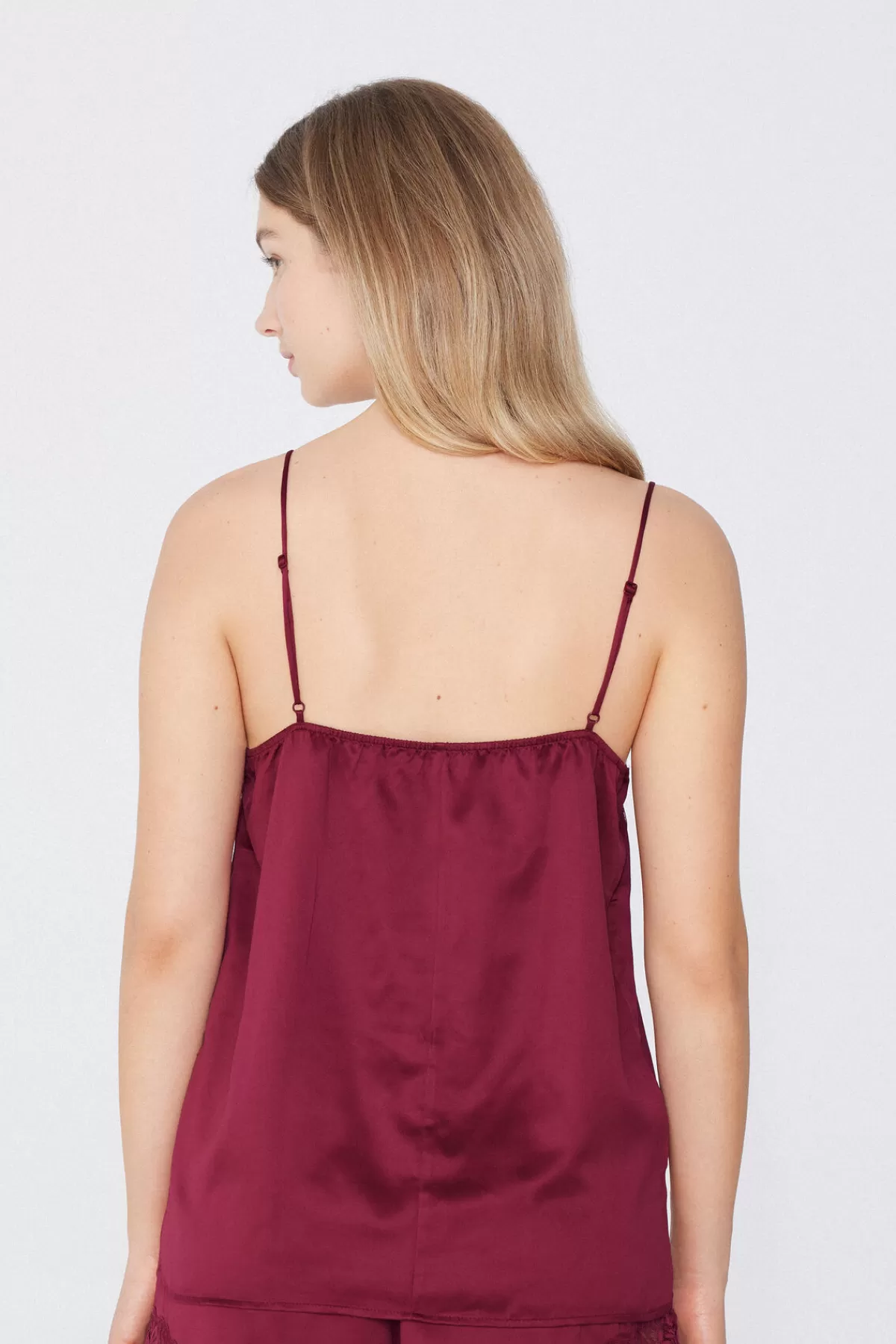 Canotta Donna Tezenis con Spalline Regolabili e Dettagli in Raso - Intimo Elegante con Inserti di Pizzo per Ogni Occasione