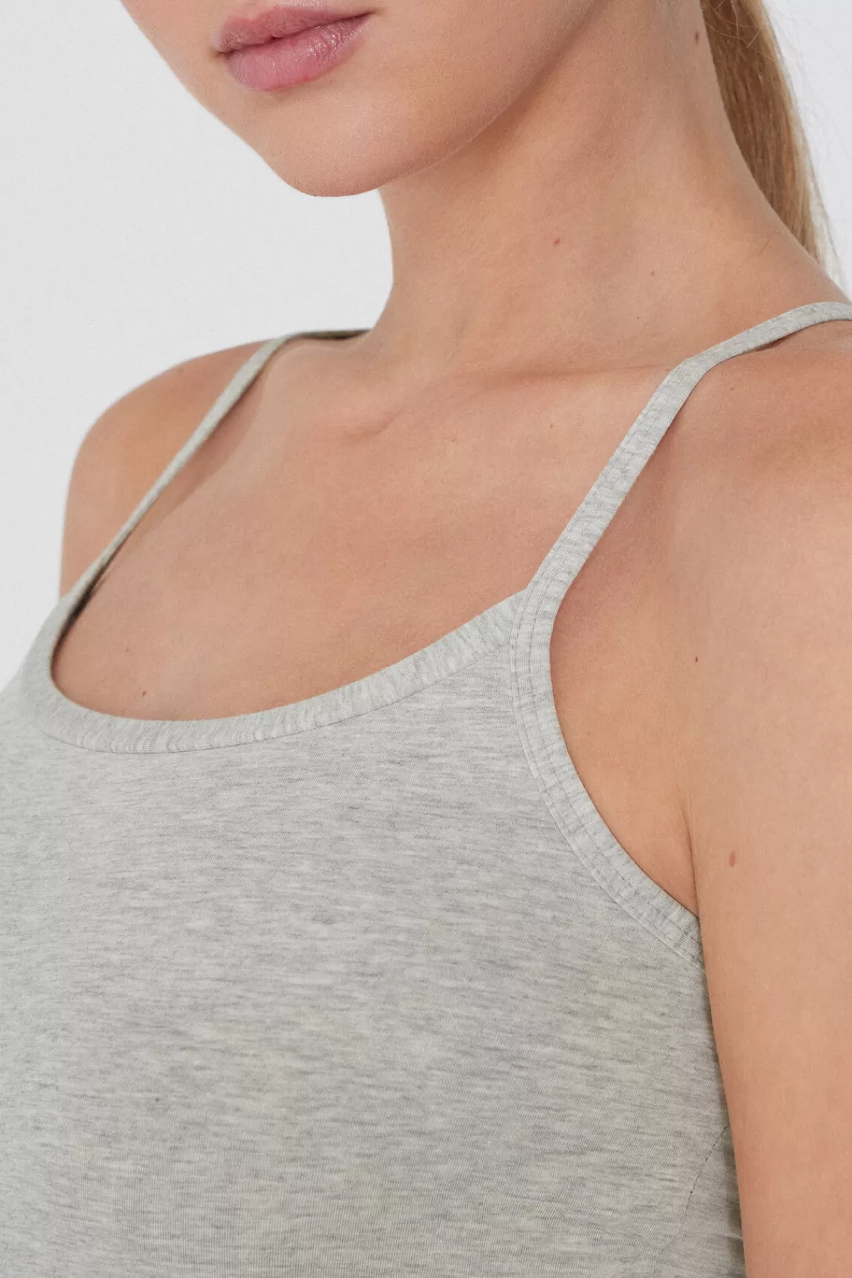 Tezenis - Canotta Donna in Cotone Morbido, Scollo Tondo e Vestibilità Elasticizzata