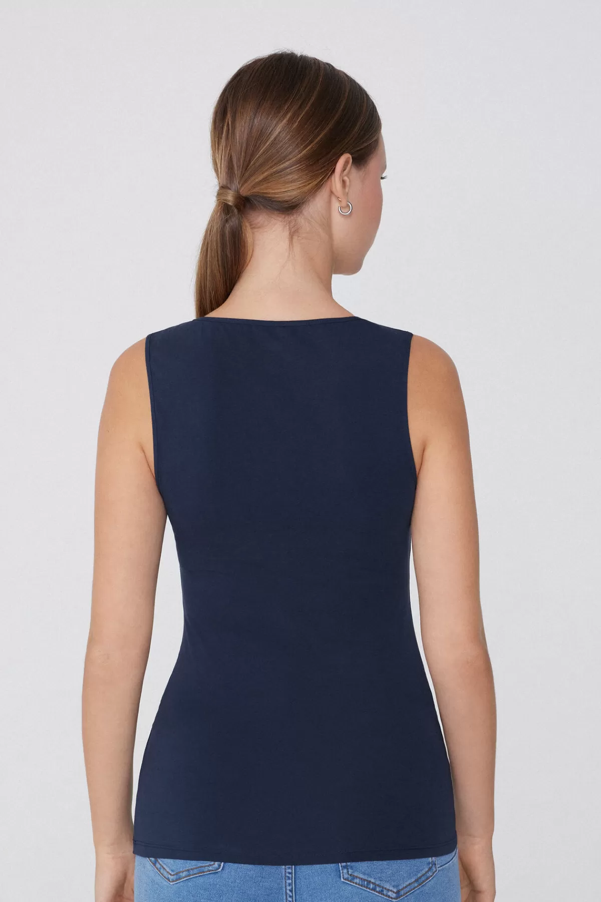 Canotta Donna in Cotone Morbido con Scollo Tondo Delicato e Spalline Ampie - Top Senza Maniche Confortevole per Tutto il Giorno