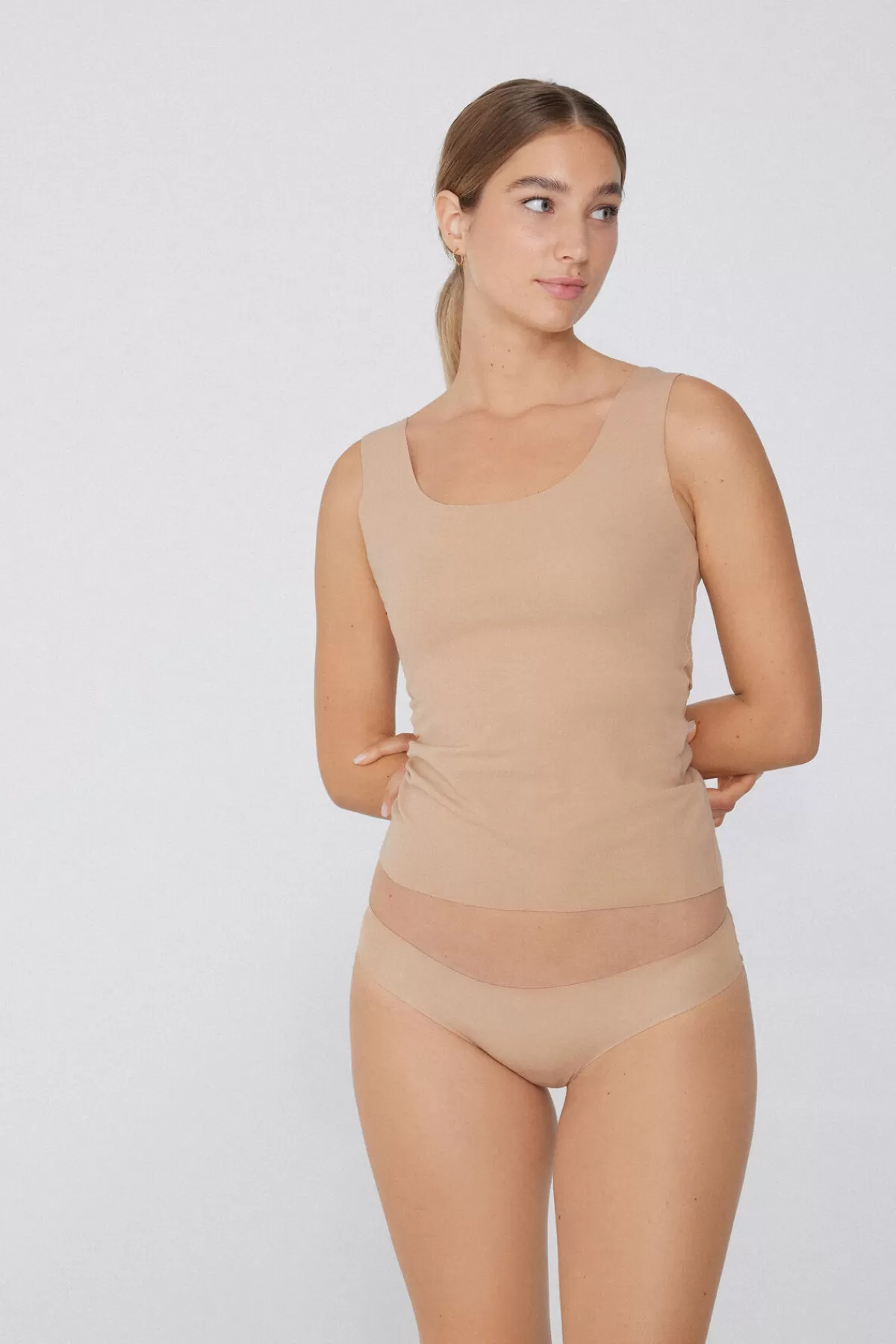 Tezenis Top Senza Maniche Donna in Tessuto Morbido con Design Accattivante