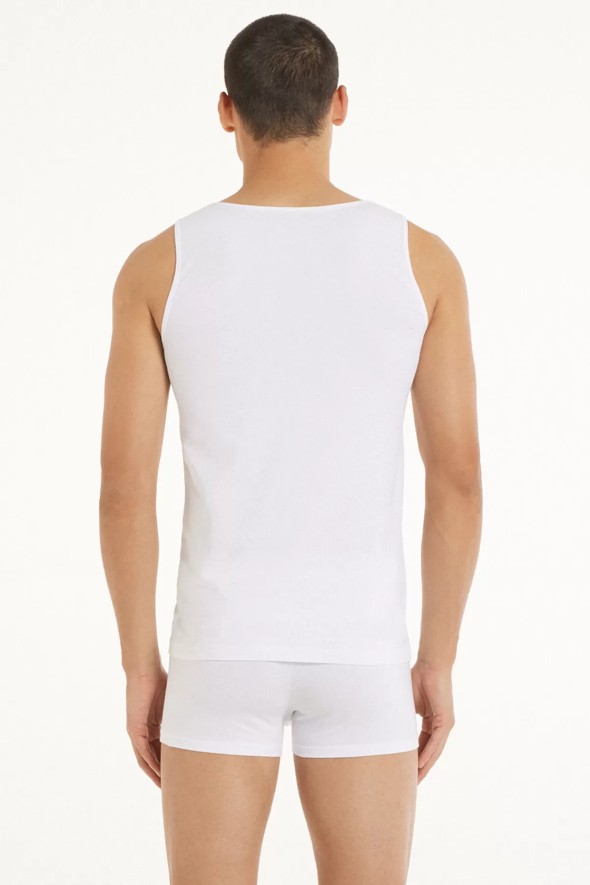 Tezenis Uomo: Maglietta Senza Maniche in Tessuto Elasticizzato con Scollo Comodo e Design Minimalista

(：，，