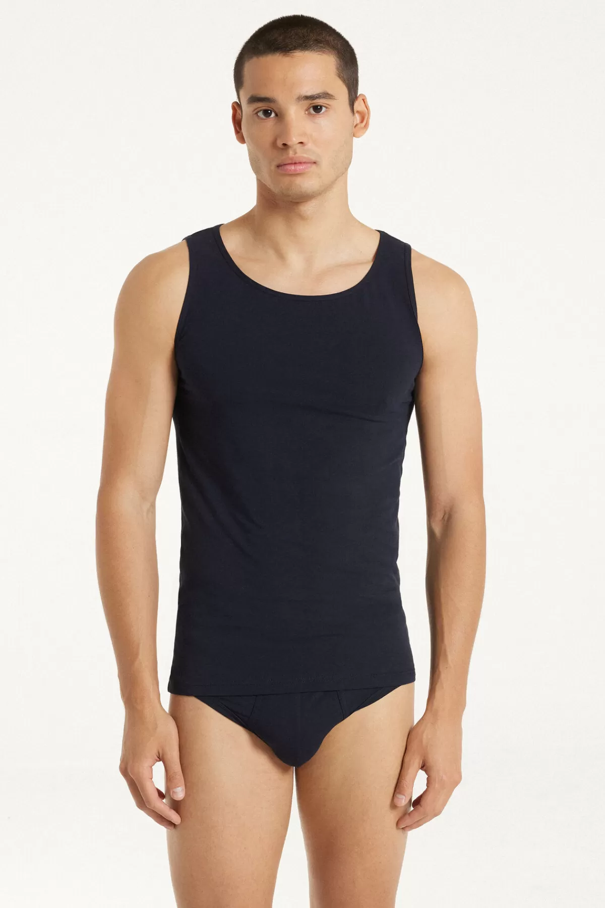 Tezenis Maglietta Senza Maniche Uomo - Morbido Cotone Elasticizzato con Taglio Comodo e Moderno, Perfetta per l'Estate - Canotta Sportiva Leggera a Spalle Scoperte