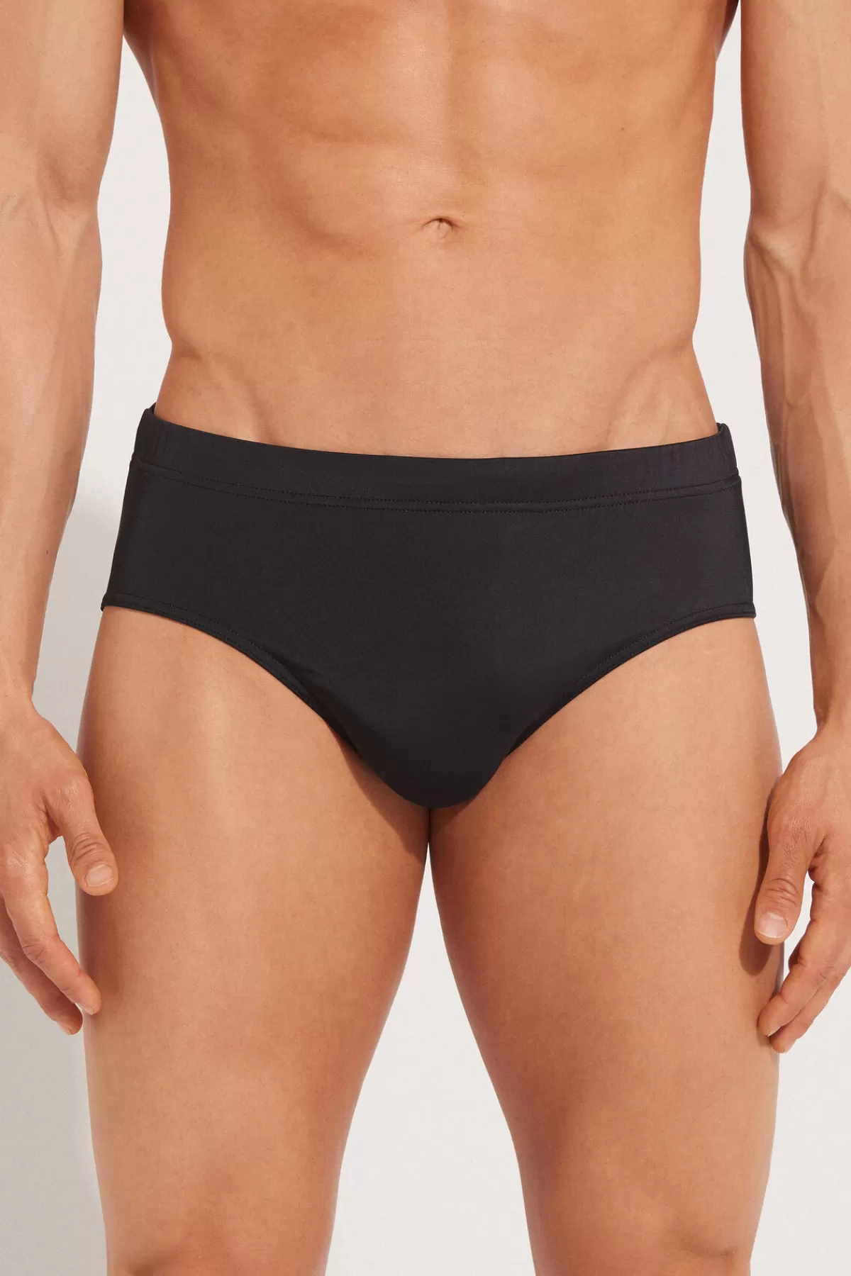 Tezenis Slip Uomo Essenziale in Microfibra Ultra Morbida - Colore Unico per Massimo Comfort