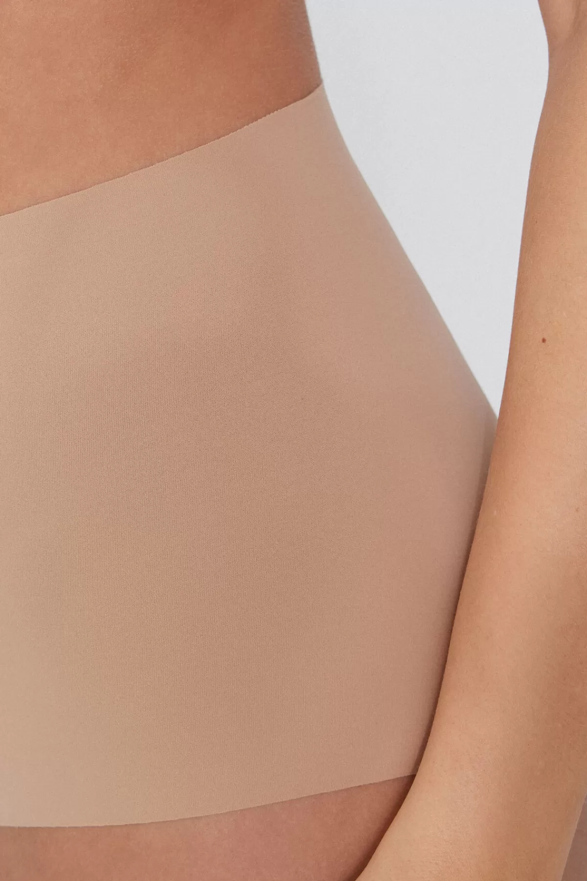 Tezenis Intimo Donna: Culotte Alta Comfort in Microfibra con Design Avvolgente