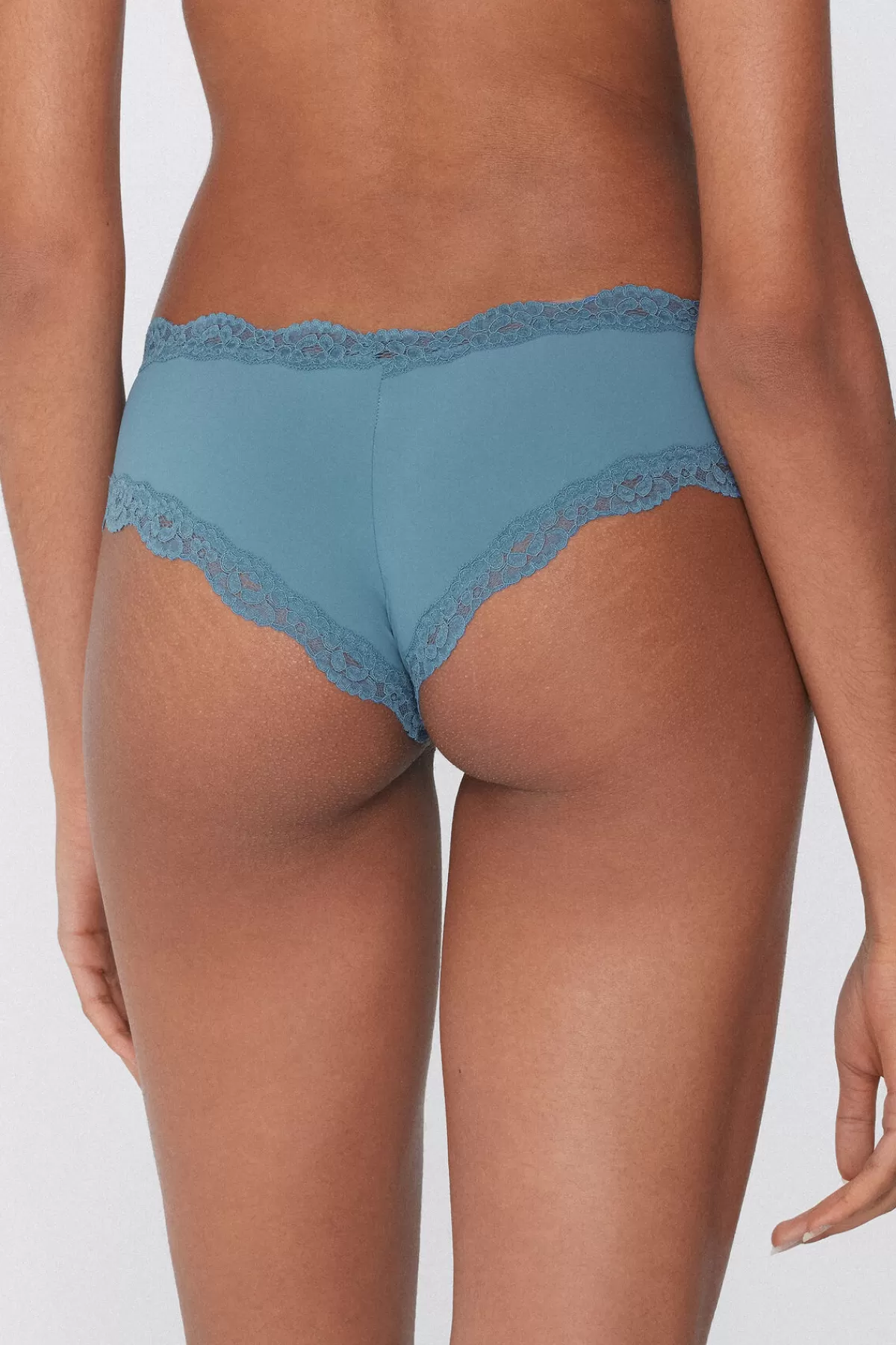 Tezenis Culotte Donna: Design Brasiliano in Microfibra Ultra Morbida con Eleganti Inserti in Pizzo