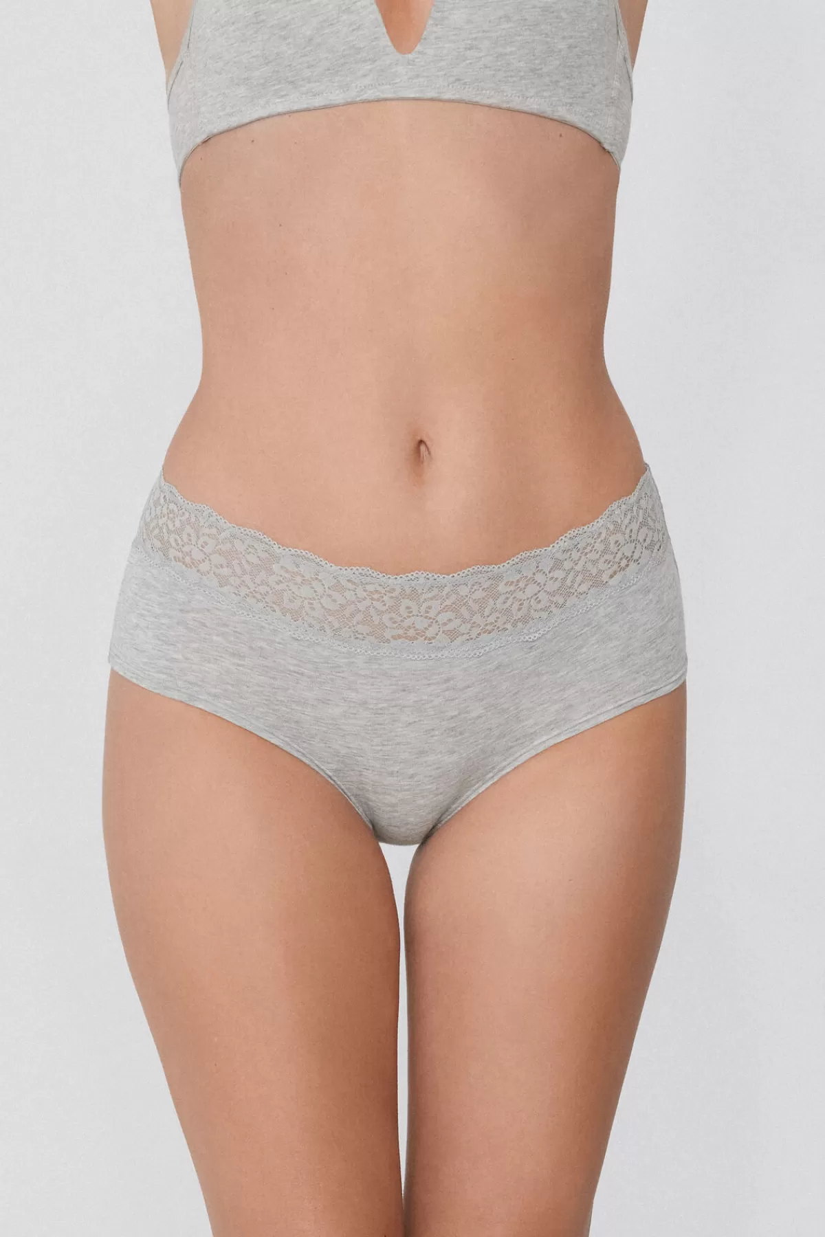 Tezenis Intimo Femminile: Culotte in Morbido Cotone Organico con Dettaglio in Pizzo Rigenerato - Confortevole e Sostenibile per Tutto il Giorno