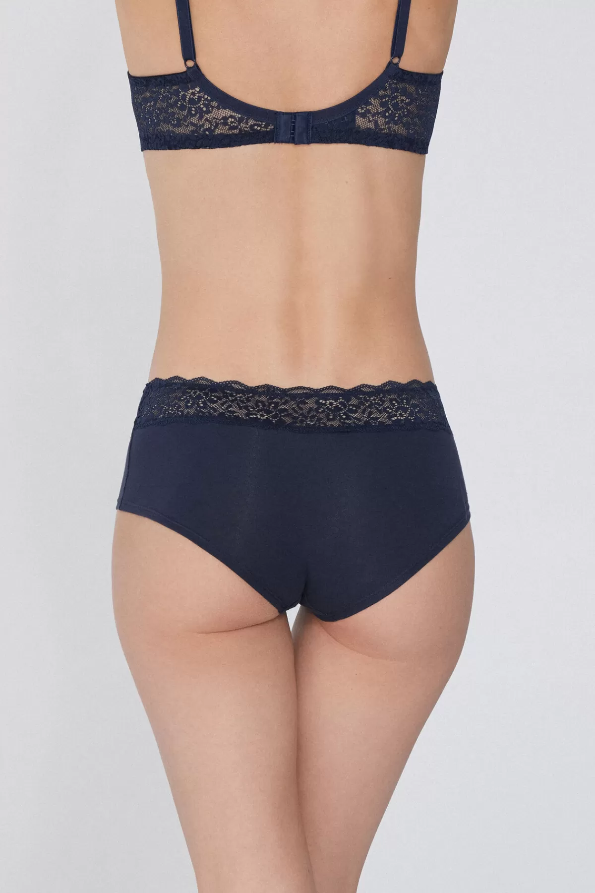 Tezenis Donna: Intimo in Cotone Comodo con Pizzo Rigenerato - Culotte Eleganti e Sostenibili