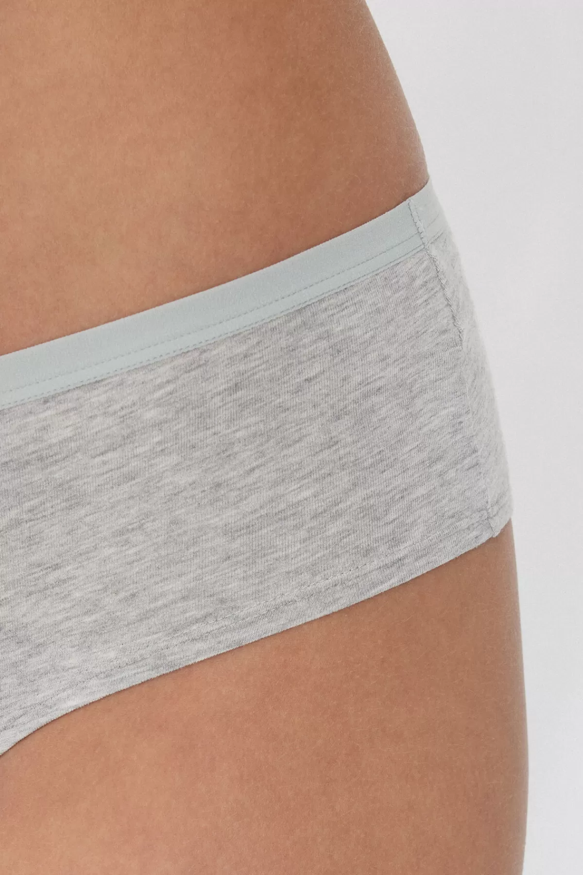 Intimo Femminile Tezenis: Culotte Morbide in Cotone Biologico per Comfort Naturale

（：，，