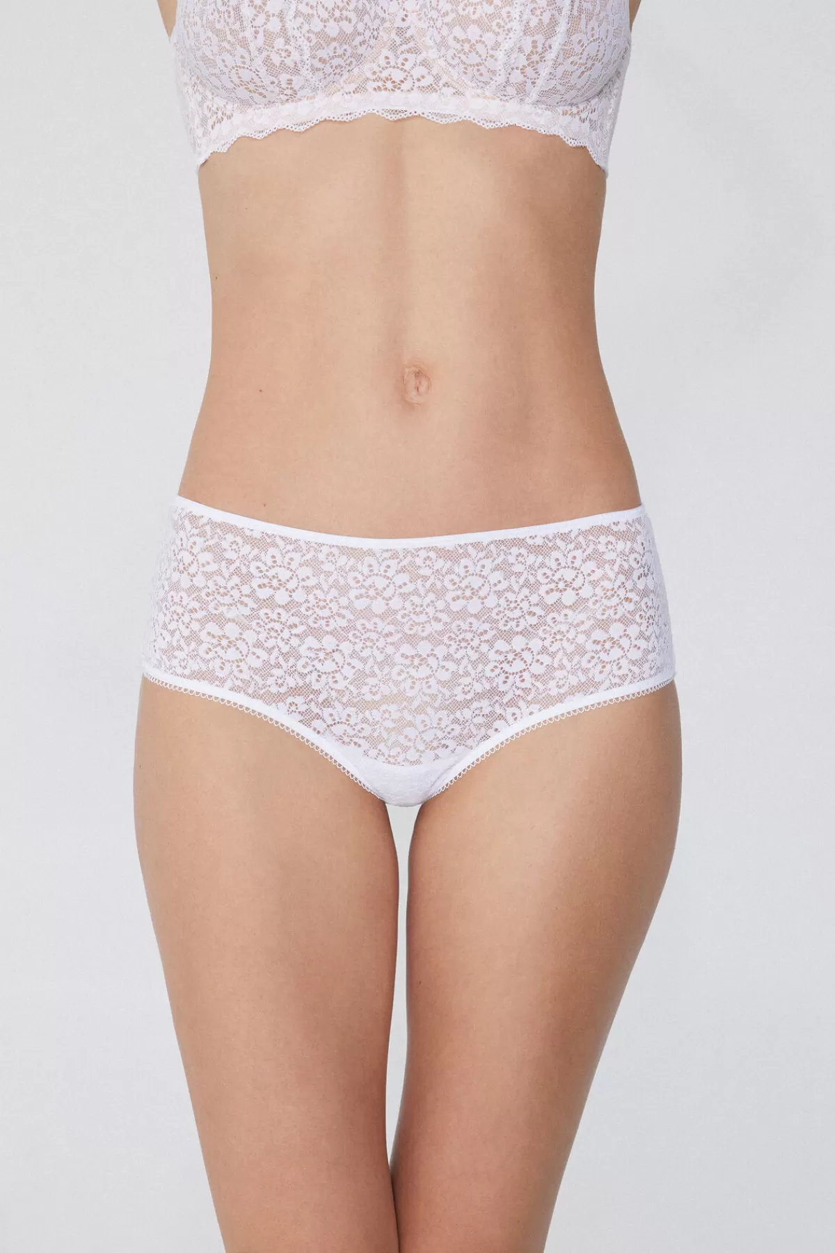 Intimo Tezenis: Culotte Femminili con Pizzo Rigenerato ed Elasticità Premium

（：，