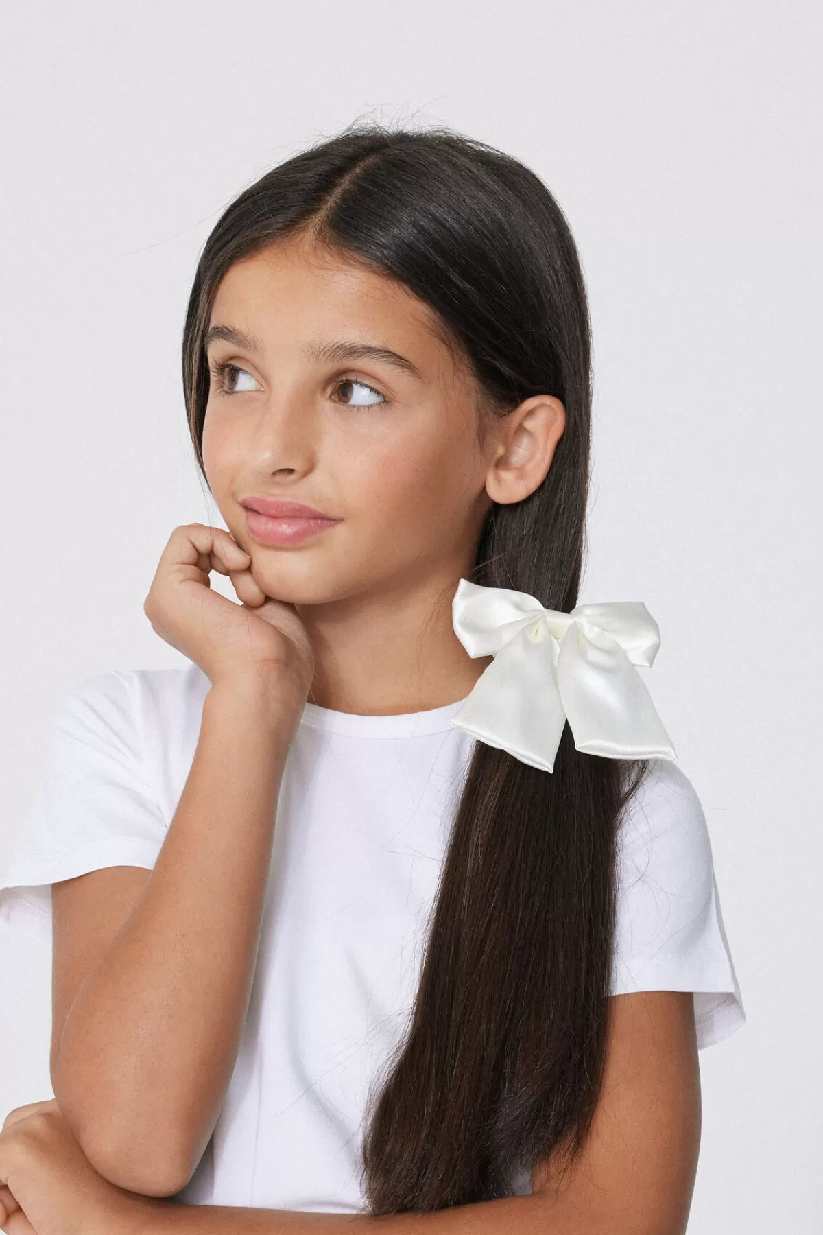 Fascia Elasticizzata con Decorazione a Fiocchetto per Ragazzine - Tezenis Collection

Set Acconciature Delicato con Nodo Decorativo - Tezenis Baby Hair

Fascietto Morbido con Fiocchetto Regolabile - Linea Bambina Tezenis

Elastico Capelli Comodo con Dettaglio a Farfalla - Tezenis Kids Style

Fascia per Trecce con Fiocco Rimovibile - Tezenis Prima Infanzia