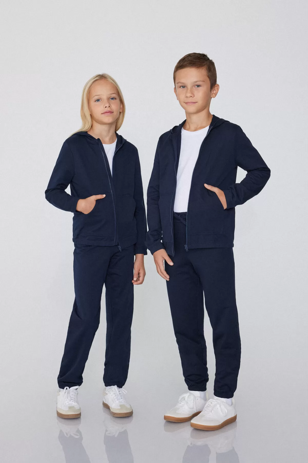 Felpa Unisex Tezenis per Bambini in Morbido Cotone - Cappuccio con Zip Regolabile, Comoda e Stilosa