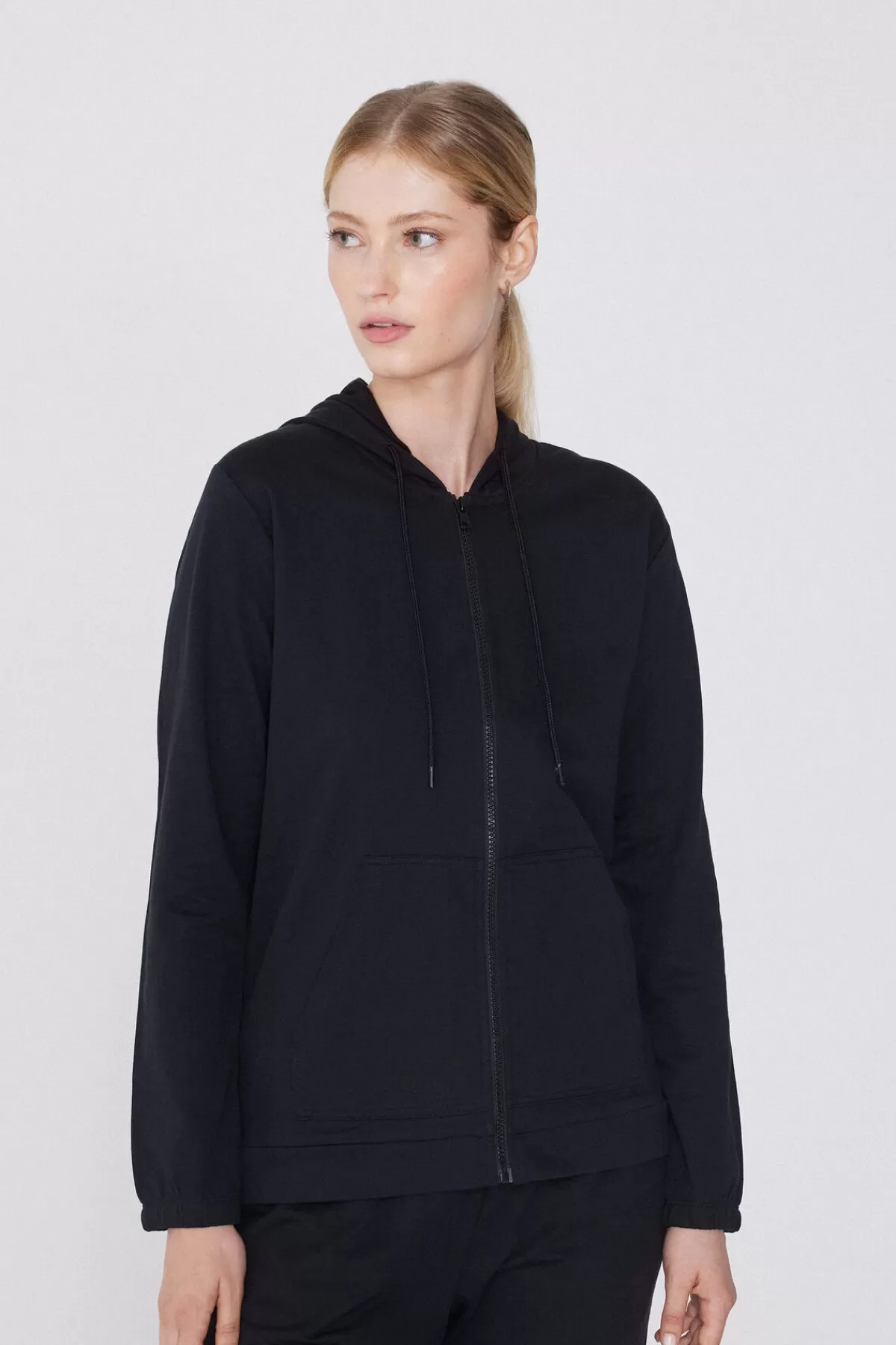 Tezenis Felpa Donna con Cappuccio Morbido, Zip Frontale e Cinturino Regolabile - Comfort e Stile Invernale