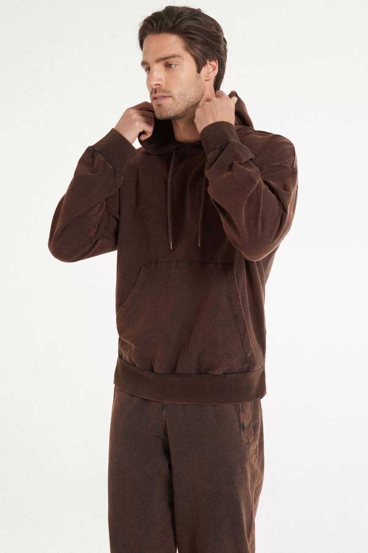 Felpa con Cappuccio Tezenis Uomo - Stile Casual in Cotone Morbido, Maniche Lunghe e Design Lavaggio Stone. Ideale per Look Effetto Sbiadito, Comfort Tutto il Giorno.