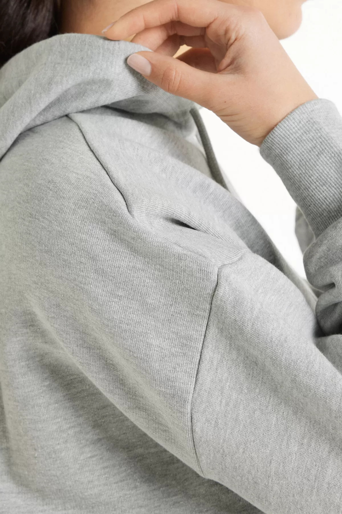 Felpa Tezenis Oversize con Cappuccio Morbido - Ideale per lo Sport e il Tempo Libero 

Comoda Felpa Donna a Maniche Lunghe - Cappuccio Avvolgente e Tessuto Spesso 

Felpa con Cappuccio Tezenis - Modello Oversize in Pile Pesante per Attività All'aperto 

Felpa Morbida Donna con Cappuccio Regolabile - Design Casual e Confortevole per Tutto il Giorno