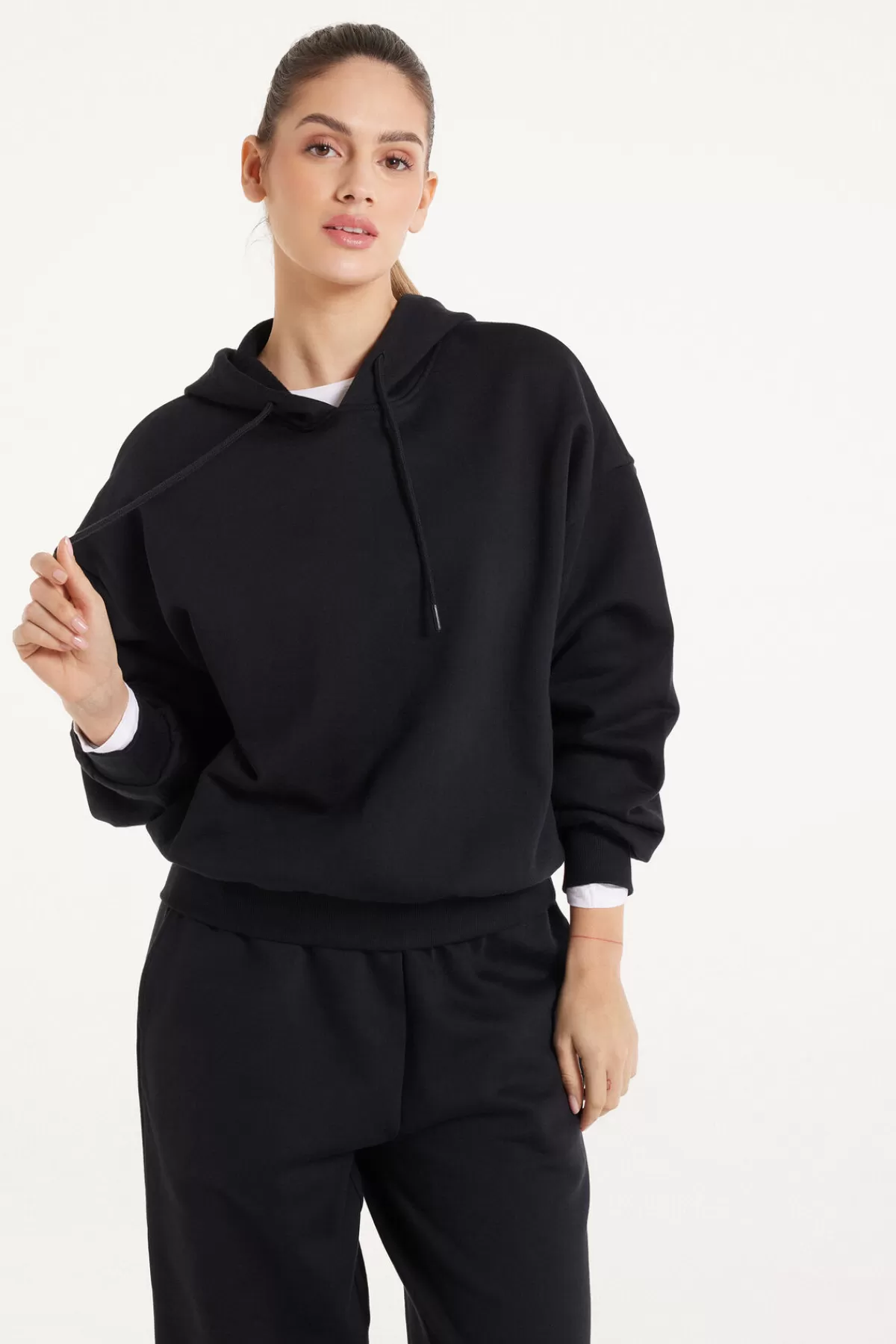 Felpa Invernale Tezenis con Cappuccio Morbido - Intimo Caldo a Maniche Lunghe per Donne, Perfetta per Giorni Freddi