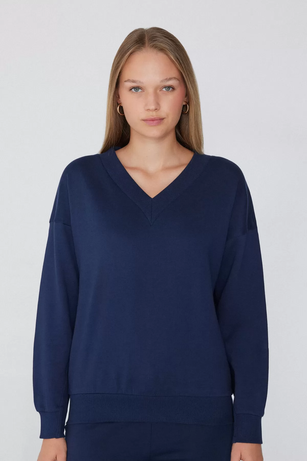 Tezenis Felpa Donna Invernale con Scollo a V - Maglione Pesante a Maniche Lunghe per Look Casual e Confortevole