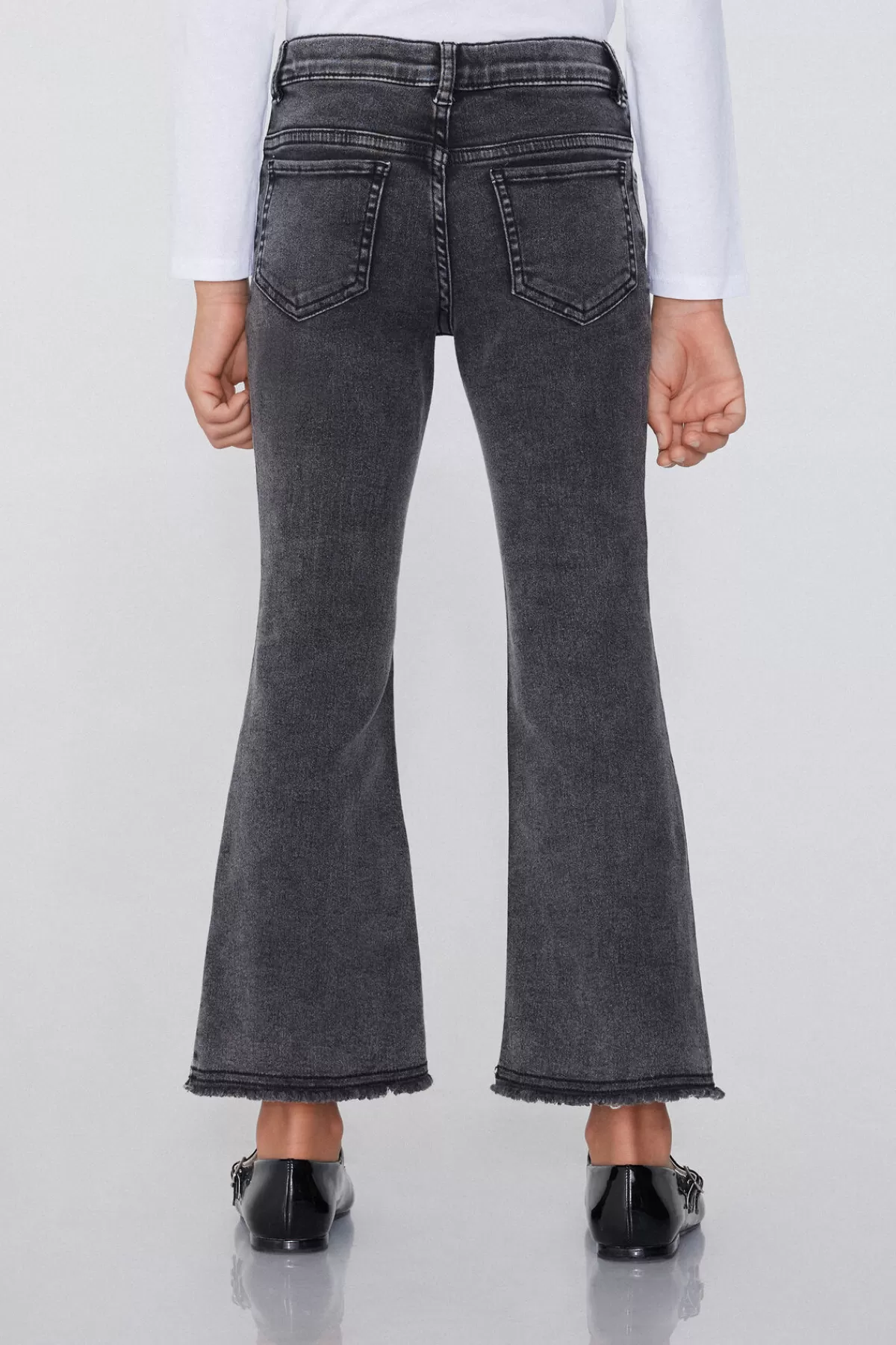 Jeans a Zampa Lunga Tezenis con Zip e Bottoni Frontali, Tiro Comodo e Design Moderno