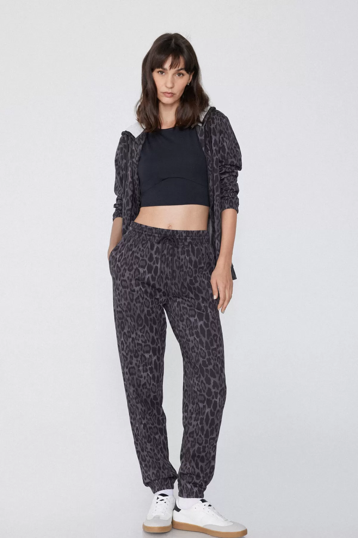 Tezenis Pantaloni Sportivi Donna Comodi con Tasche in Rete, Ideali per Stile Casual e Allenamento