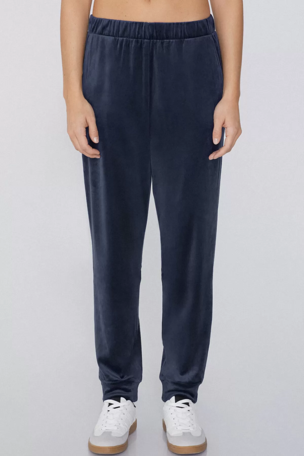 Jogger Tezenis Donna in Velluto Ultrasoft con Taschie Laterali Comode e Design Confortevole