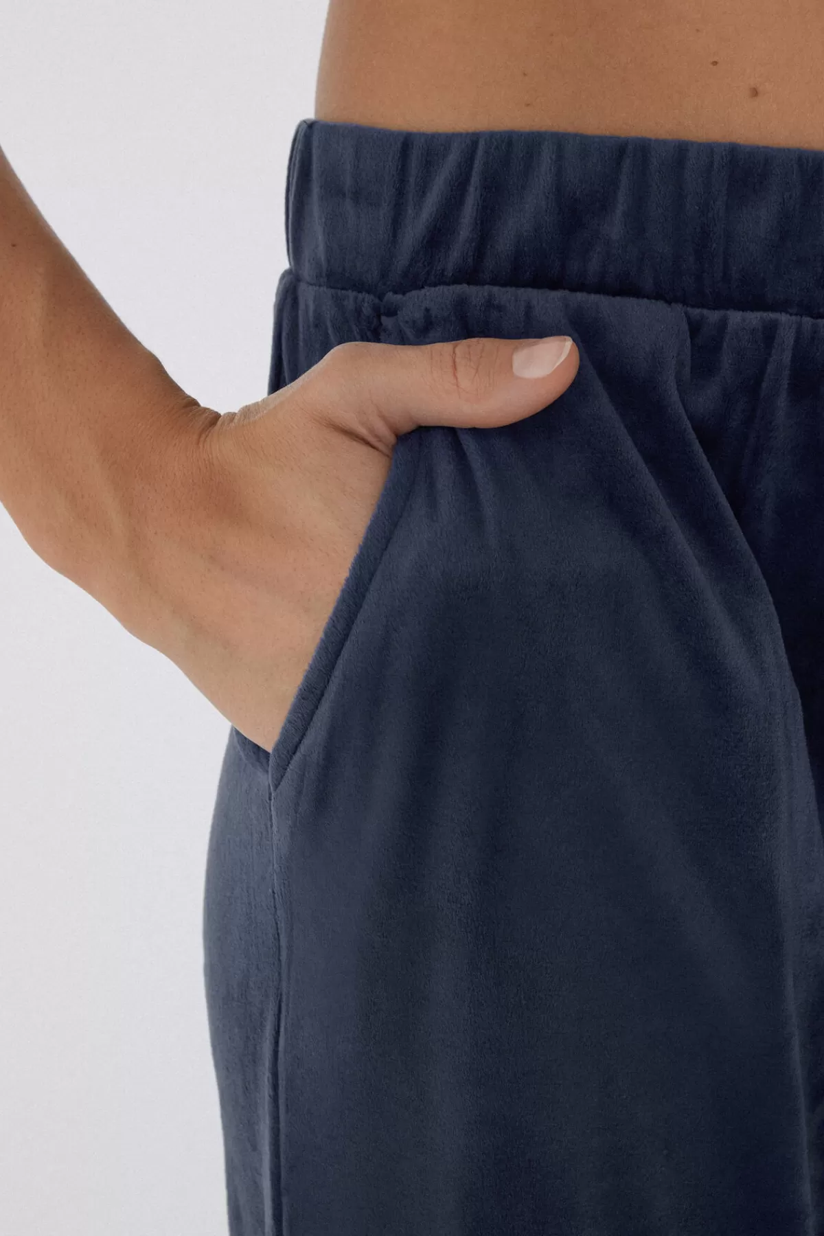 Jogger Tezenis Donna in Velluto Ultrasoft con Taschie Laterali Comode e Design Confortevole