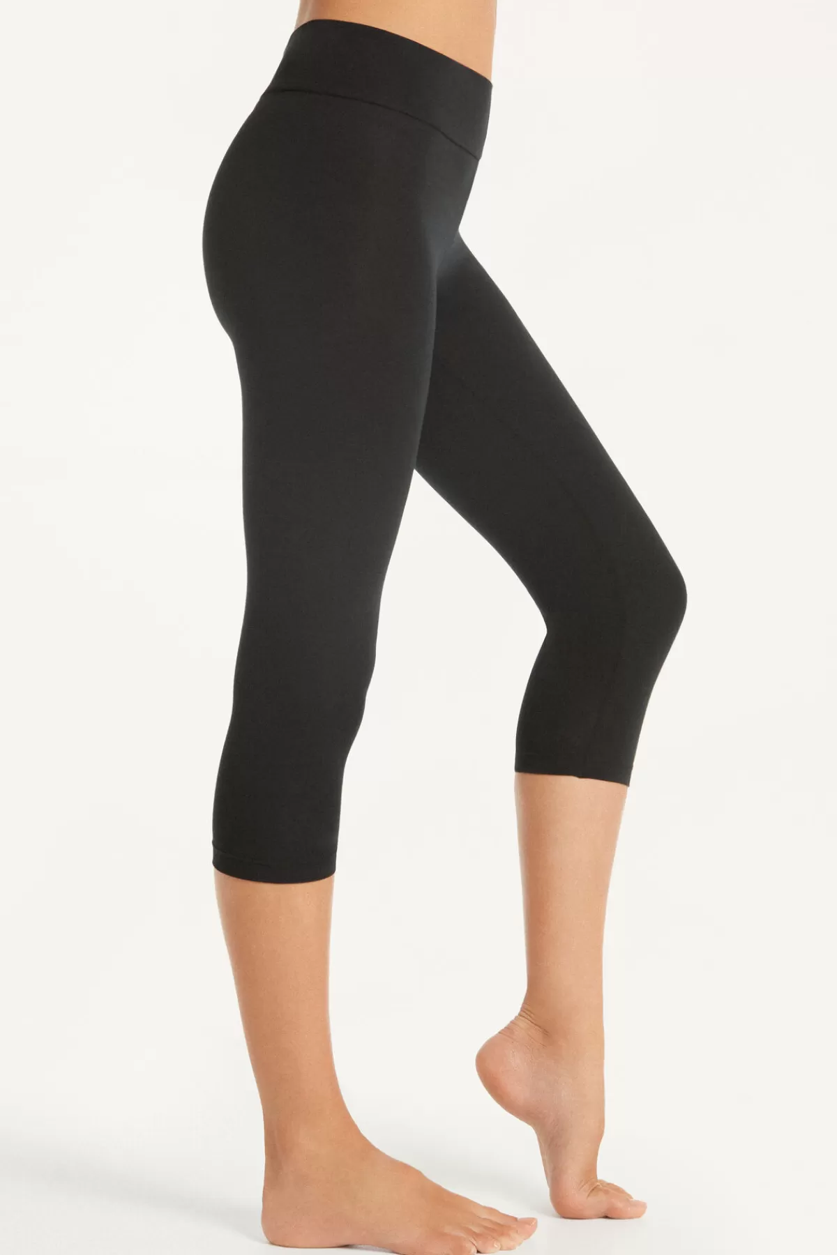 Tezenis - Leggin Donna Confortevoli Tiro Medio con Fascia Snellente

Tezenis Capri Stretch Elasticizzati a Vita Alta per Allenamento

Leggin Mezza Gamba Tezenis - Tessuto Morbido con Rinforzo Posteriore

Tezenis Fit Donna - Capri Sportivi Antitrasparenza con Cuciture Rafforzate
