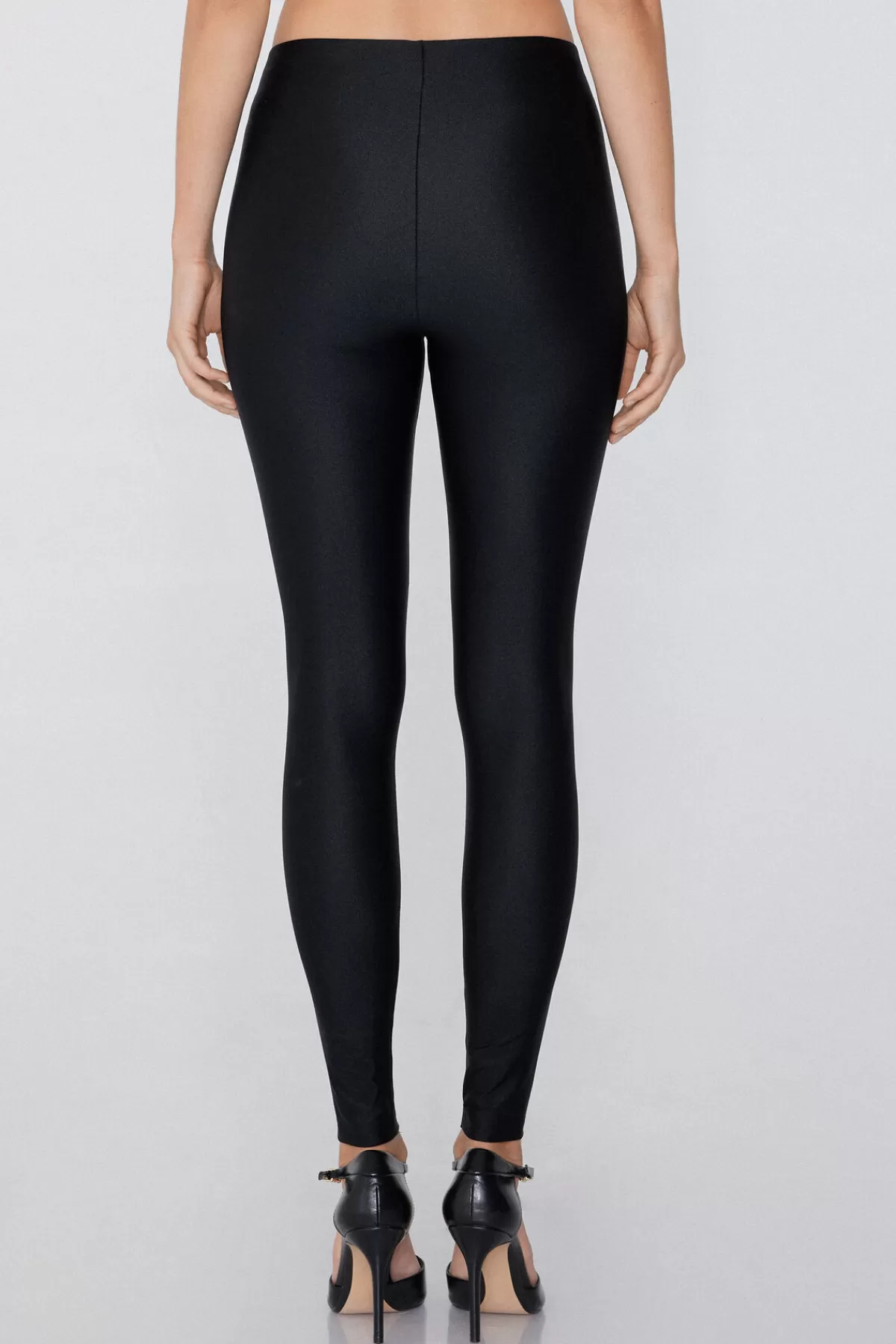 Leggings Donna Tezenis in Microfibra Brillante - Comode e Eleganti con Rifiniture Lucide