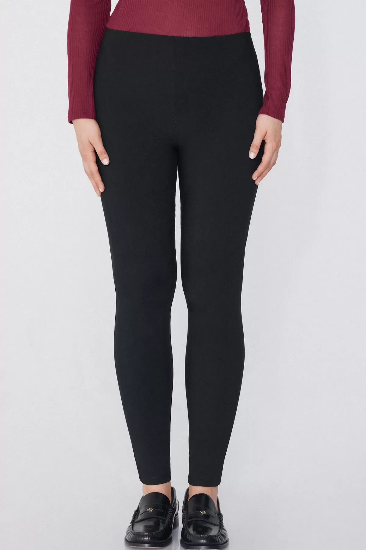 Tezenis Pantaloni Elasticizzati Donna - Tessuto Ultra Elastico con Vestibilità Senza Pari

：

Calze Modellanti Tezenis per Donna - Maglia Adattiva a Elasticità Potenziata

：

Pantaloni Comodi Tezenis Donna - Tessuto Elasticizzato che Si Adatta al Corpo