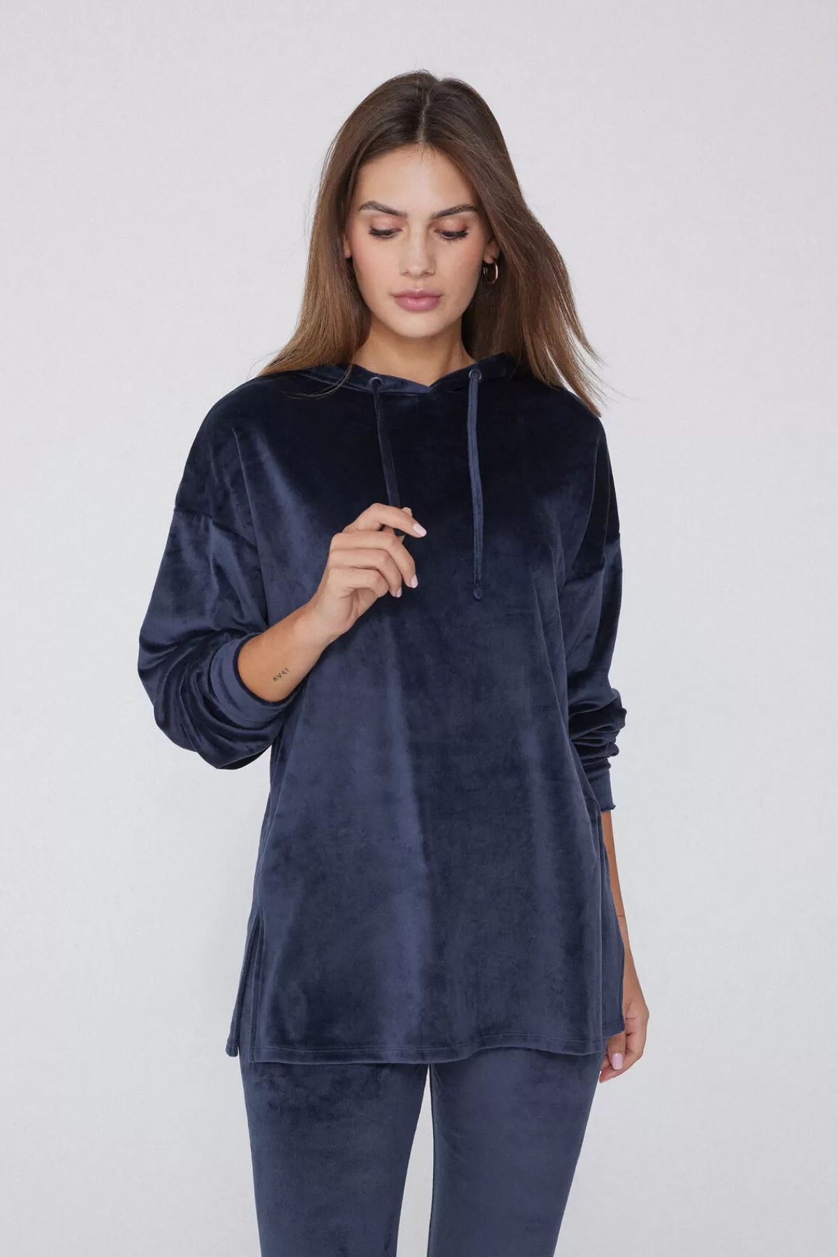Cappuccio Morbido in Pile Vellutato Tezenis - Felpa Donna per Inverno 2024