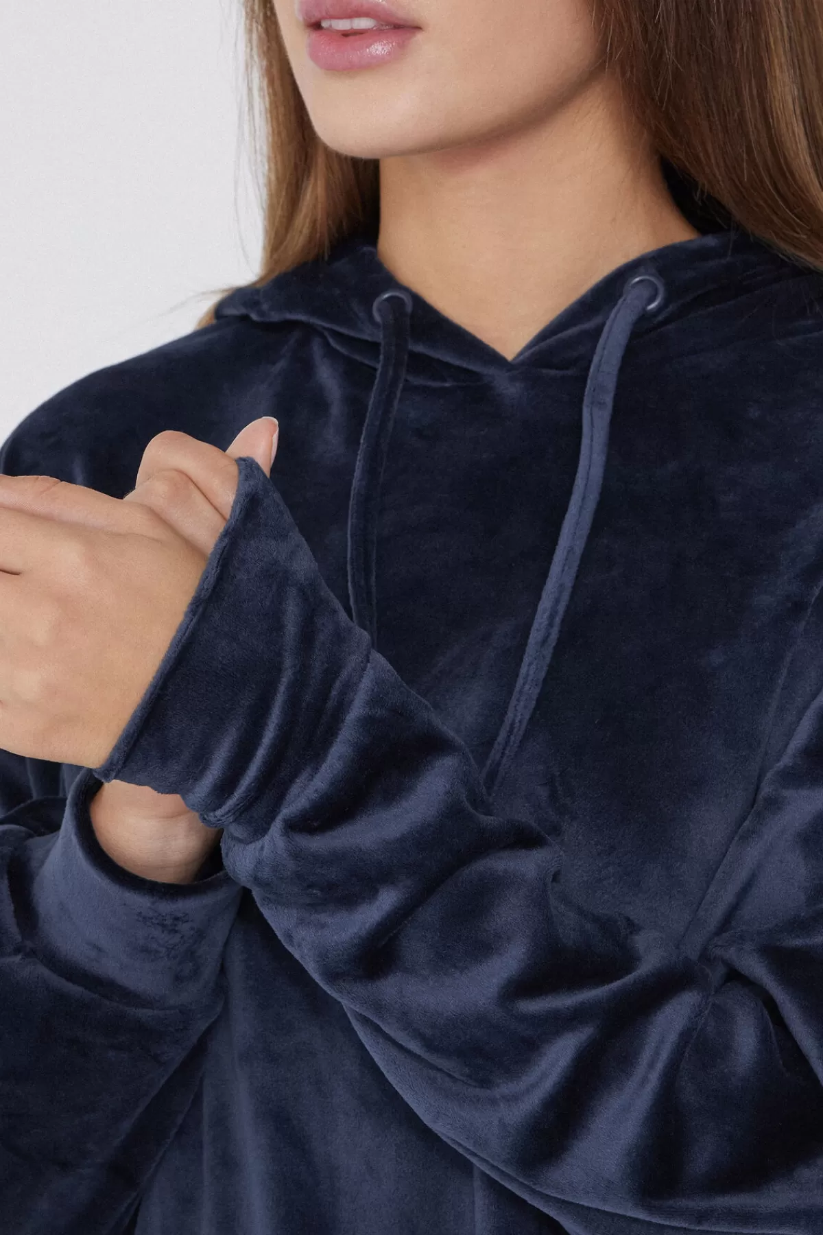 Cappuccio Morbido in Pile Vellutato Tezenis - Felpa Donna per Inverno 2024