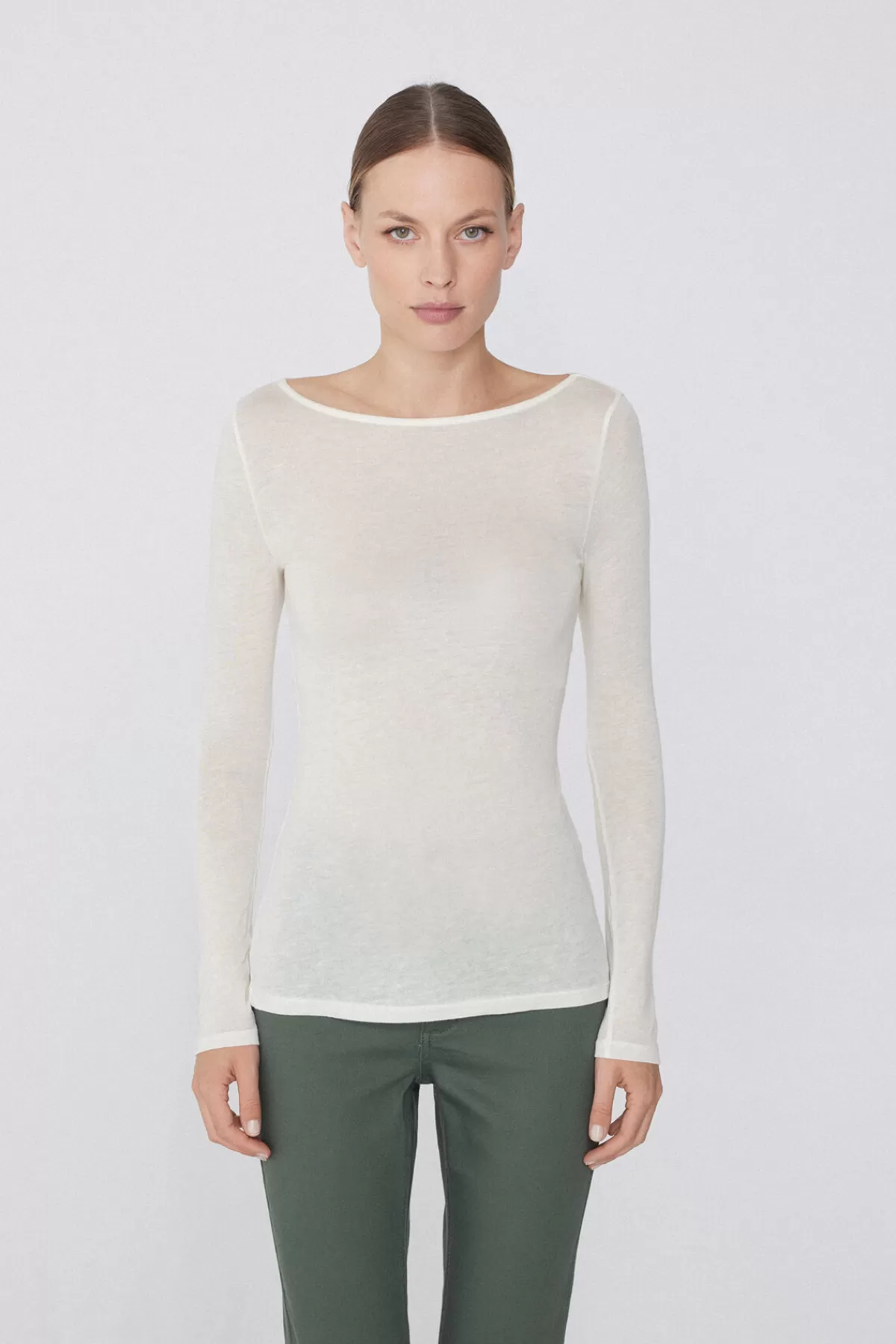 Maglia Tezenis Donna con Scollo a Barchetta - Morbida Fusione di Viscosa e Lana Merino per Comfort Stagionale