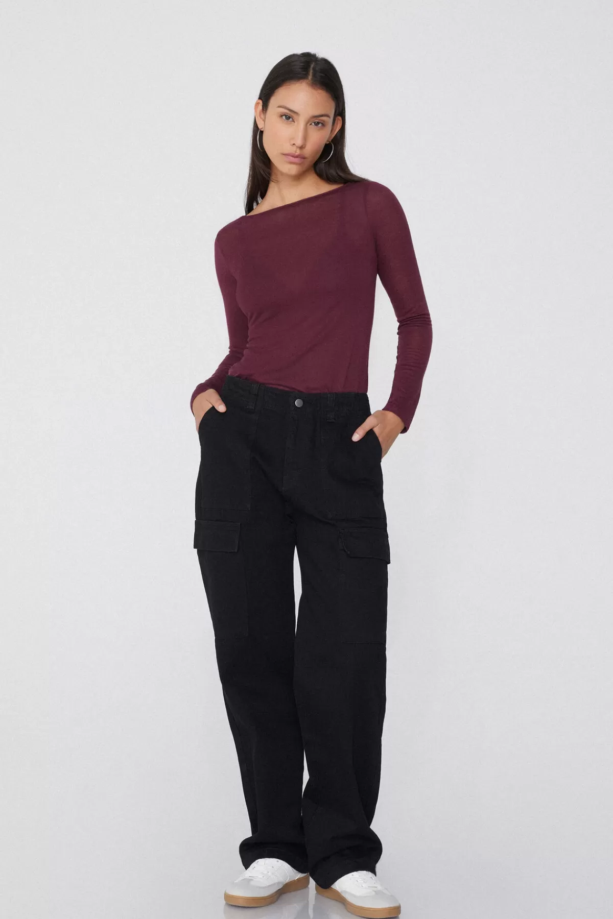 Maglia Comoda con Scollo a Barchetta in Viscosa e Lana Merino - Tezenis Donna 

Morbida Maglia Primavera con Scollo Ondulato - Viscosa & Lana Merino Tezenis 

Maglia in Viscosa e Lana Merino con Scollo a Barchetta - Tezenis Donna 

Maglia Donna Tezenis con Scollo Profondo - Realizzata in Lana Merino e Viscosa