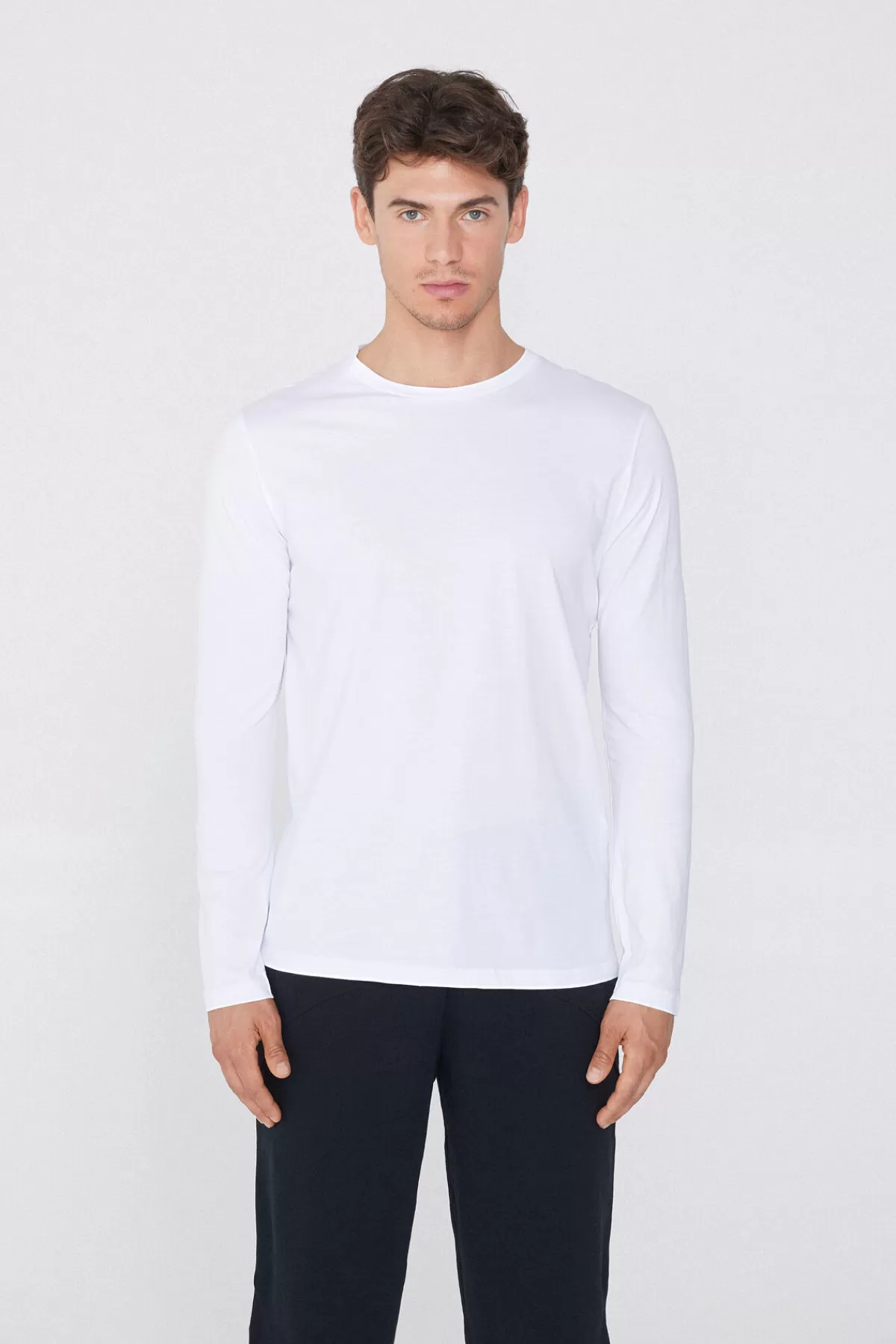 Maglia Comoda in Puro Cotone con Collo Tondo - Tezenis Uomo per Maniche Lunghe Autunnali