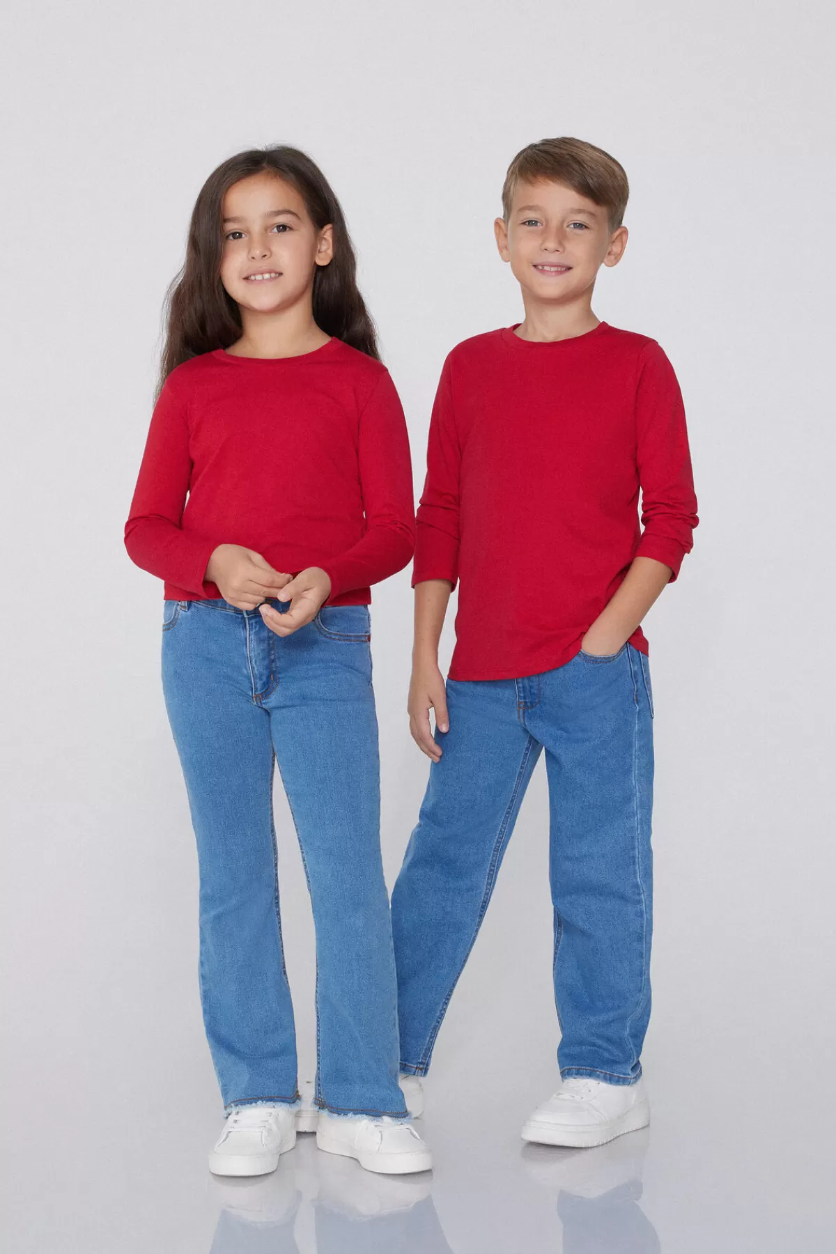 Maglia in Puro Cotone a Maniche Lunghe per Bambini e Ragazzi - Modello Unisex Confortevole Tezenis Collection