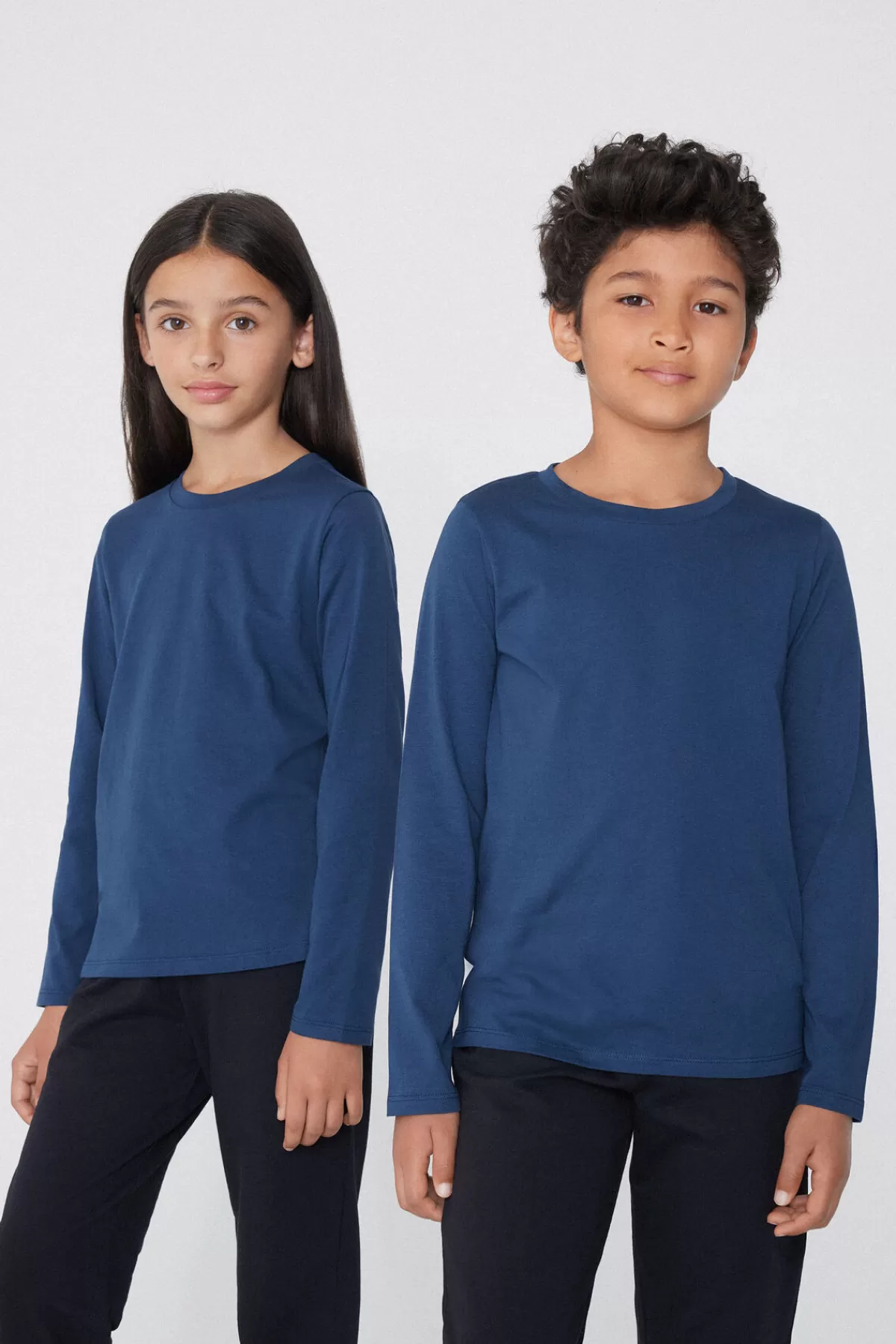 Maglietta Morbida in Cotone Tezenis a Maniche Lunghe per Bambini Unisex - Comoda e Confortevole per Tutto il Giorno