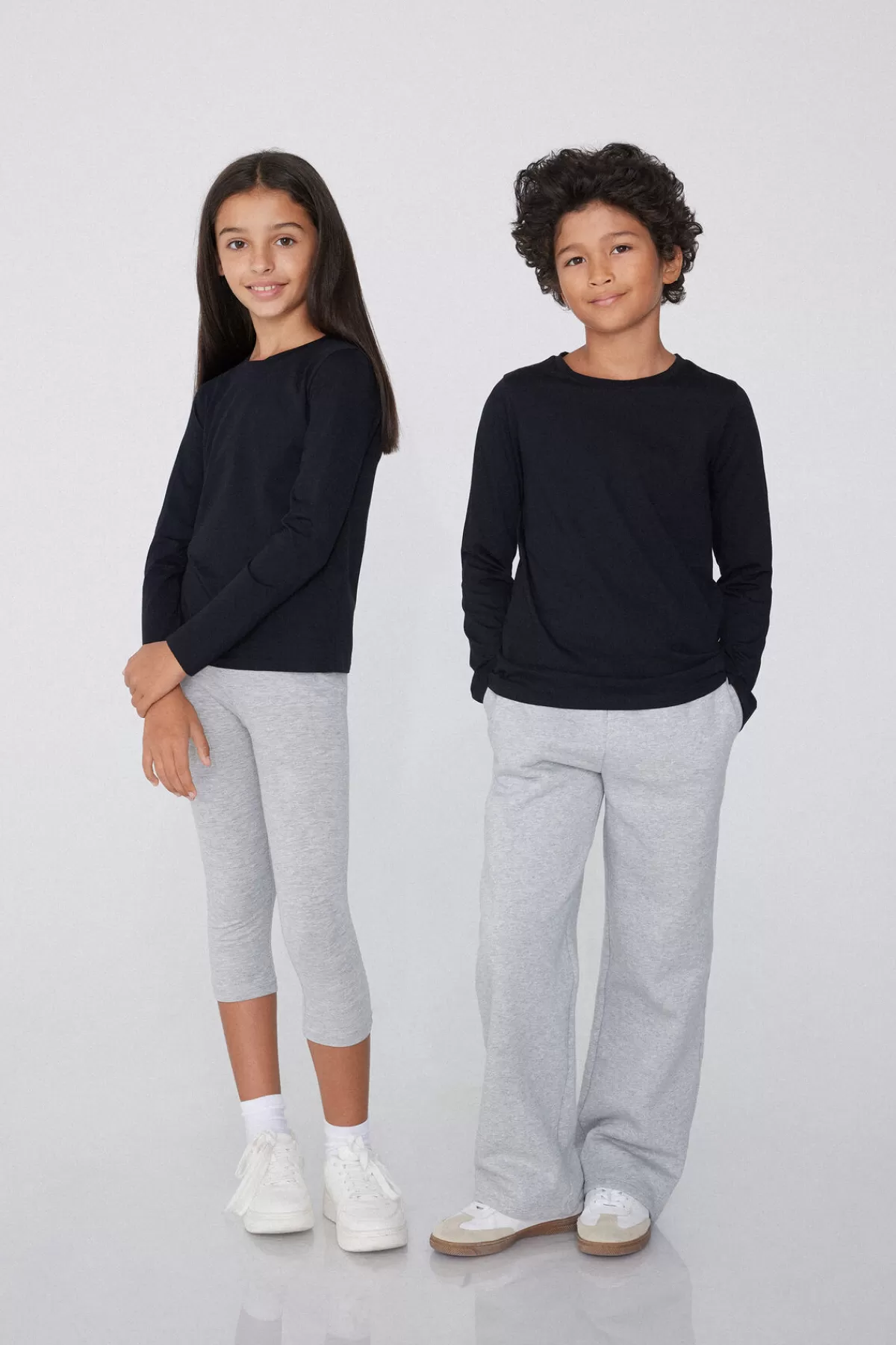 Tezenis T-Shirt Unisex in Puro Cotone con Maniche Lunghe - Abbigliamento Comodo per Bambini e Ragazzi